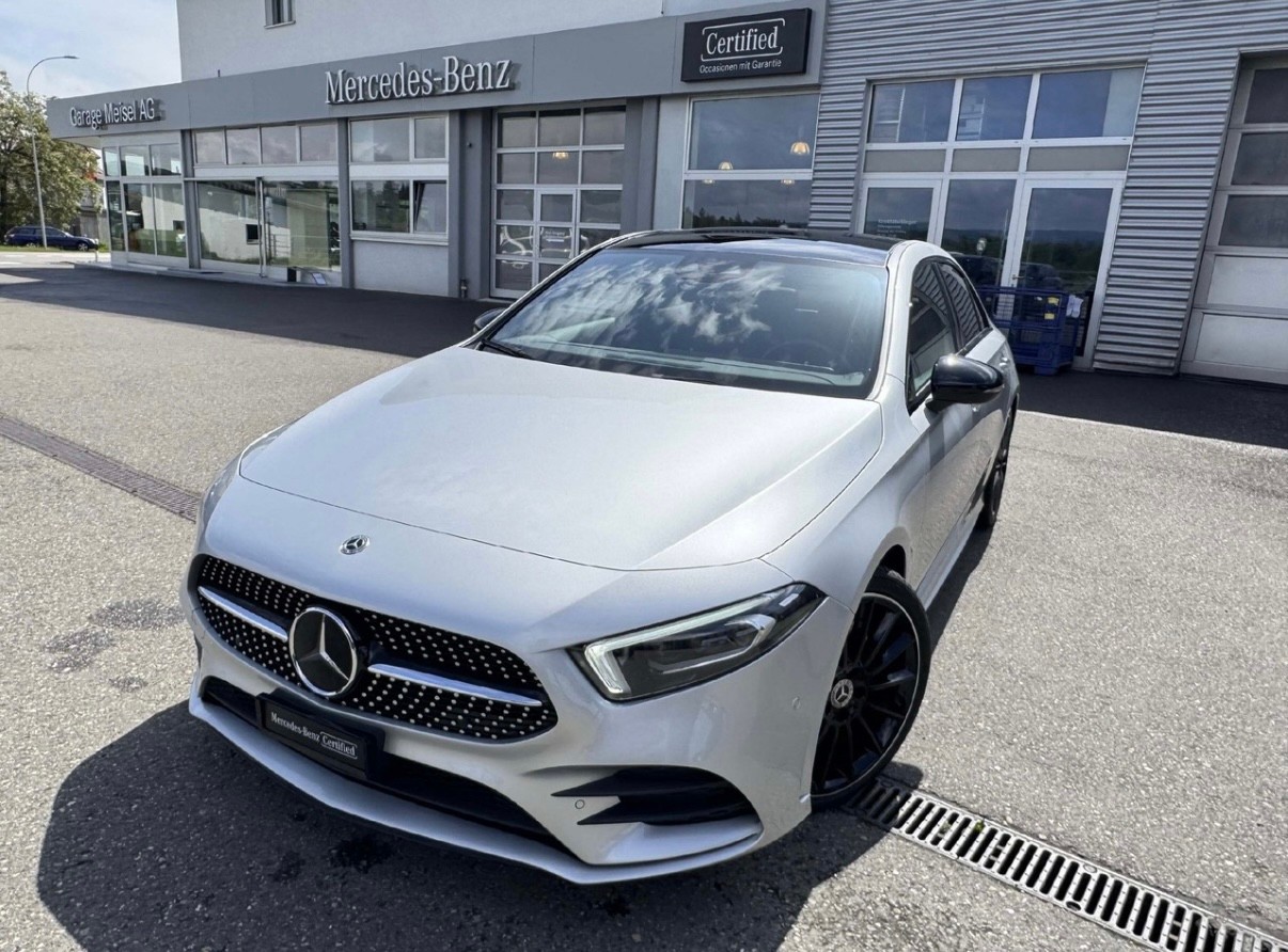 MERCEDES-BENZ A 250 AMG Limisine Line 7G-DCT-image-2