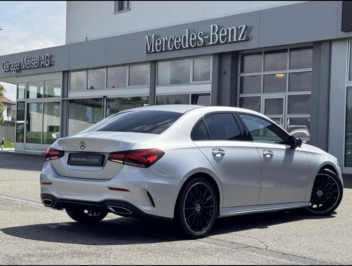 MERCEDES-BENZ A 250 AMG Limisine Line 7G-DCT-image-3