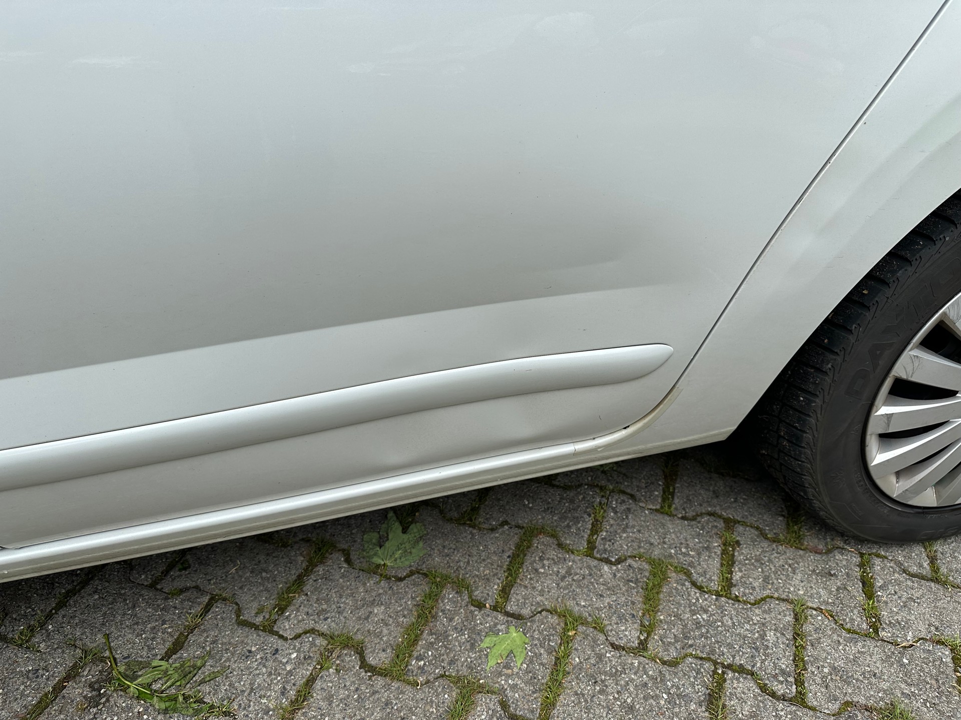 PEUGEOT 5008 1.6 16V T Allure FIXPREIS-image-7