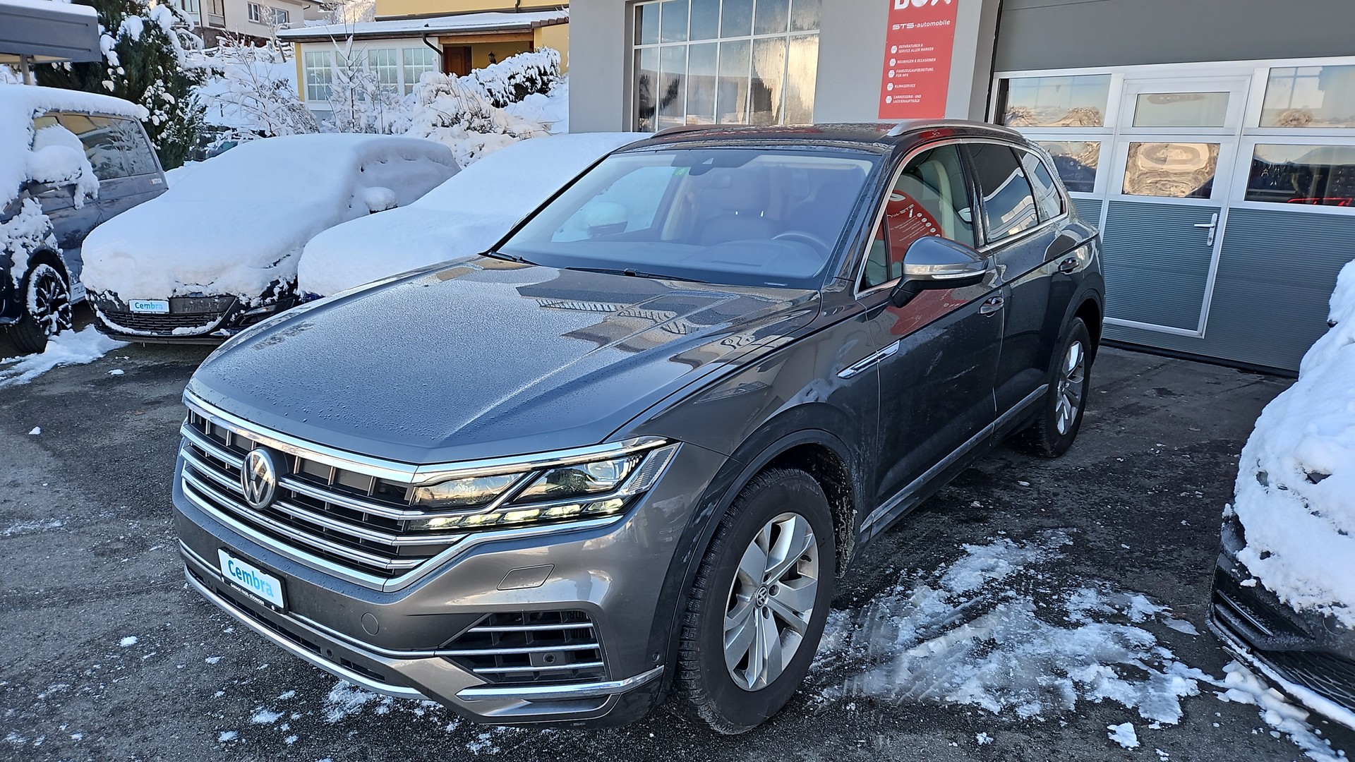 VW Touareg 3.0 TDI Atmosphere Tiptronic-image-2