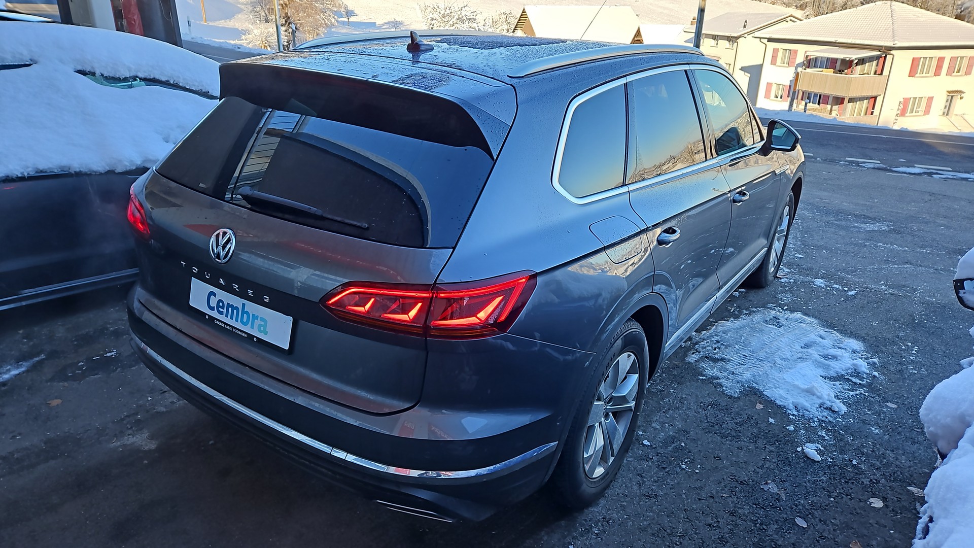 VW Touareg 3.0 TDI Atmosphere Tiptronic-image-3