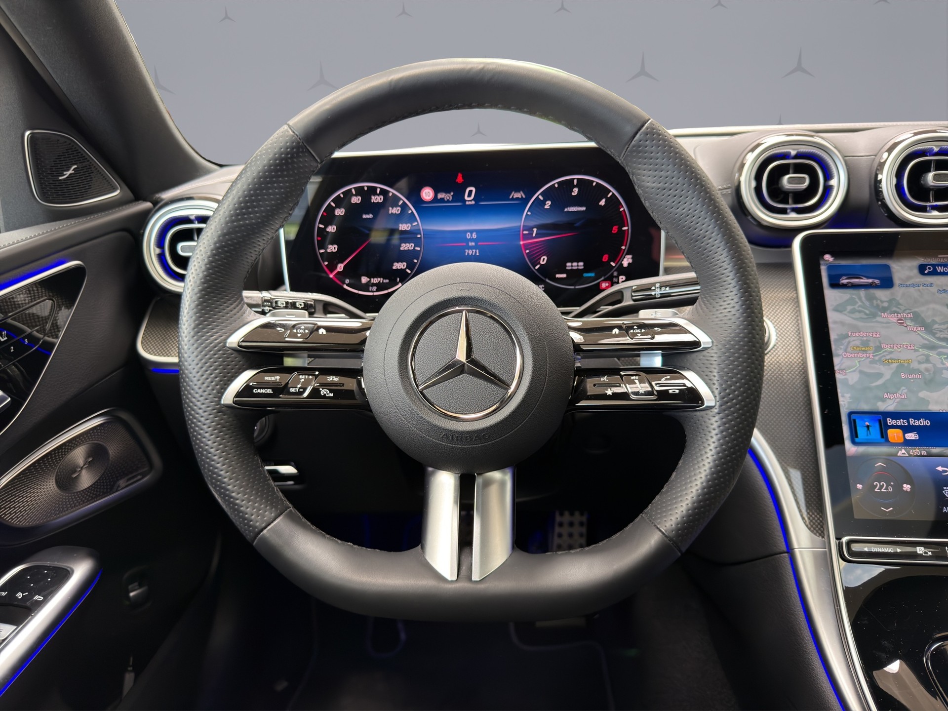 MERCEDES-BENZ C 220 d Swiss Star AMG Line 4matic Kombi-image-11