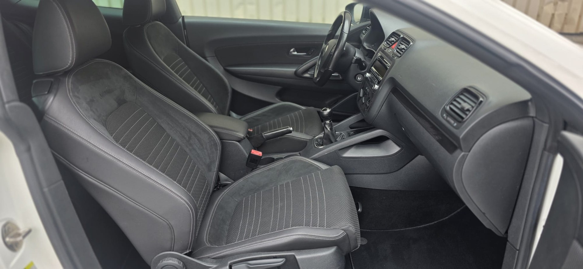VW Scirocco 1.4 TSI-image-12