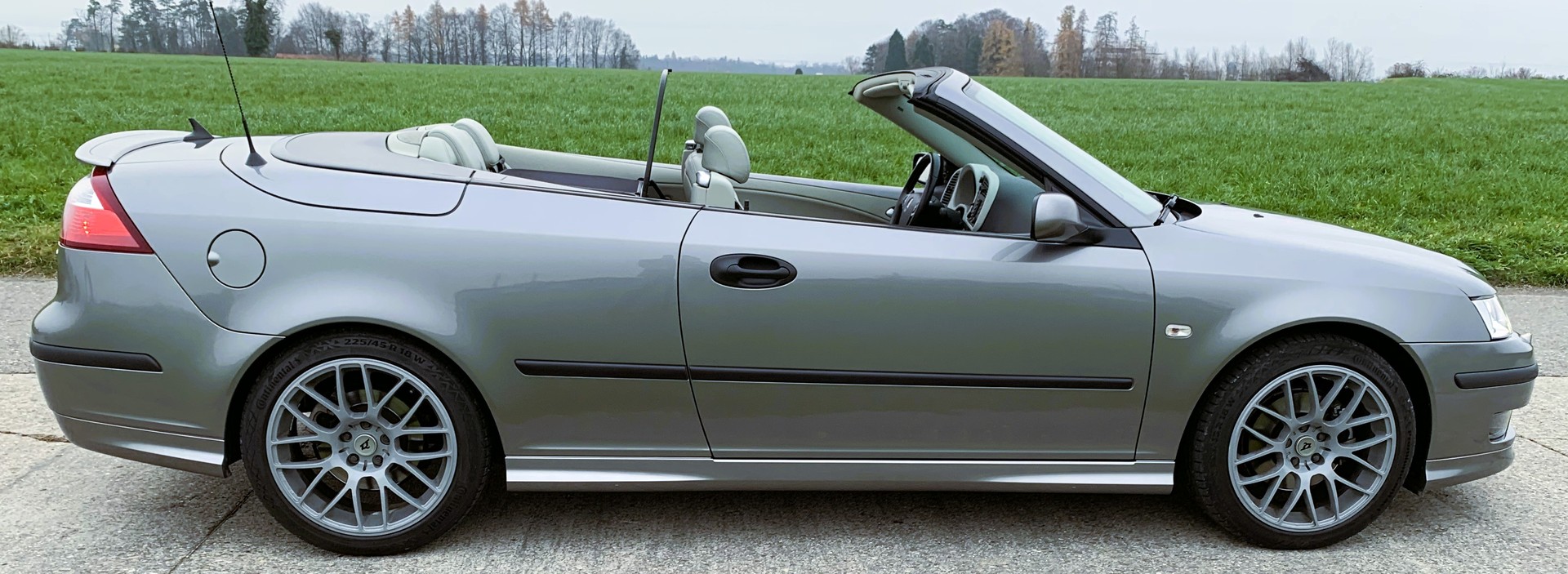 SAAB 9-3 2.0T Aero Cabrio-image-7