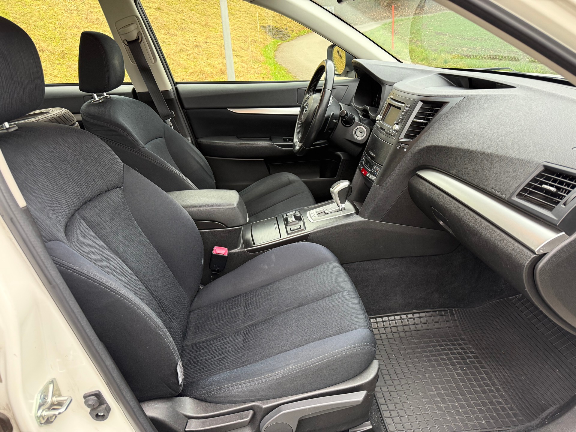 SUBARU Legacy 2.5i Swiss AWD Lineartronic-image-5