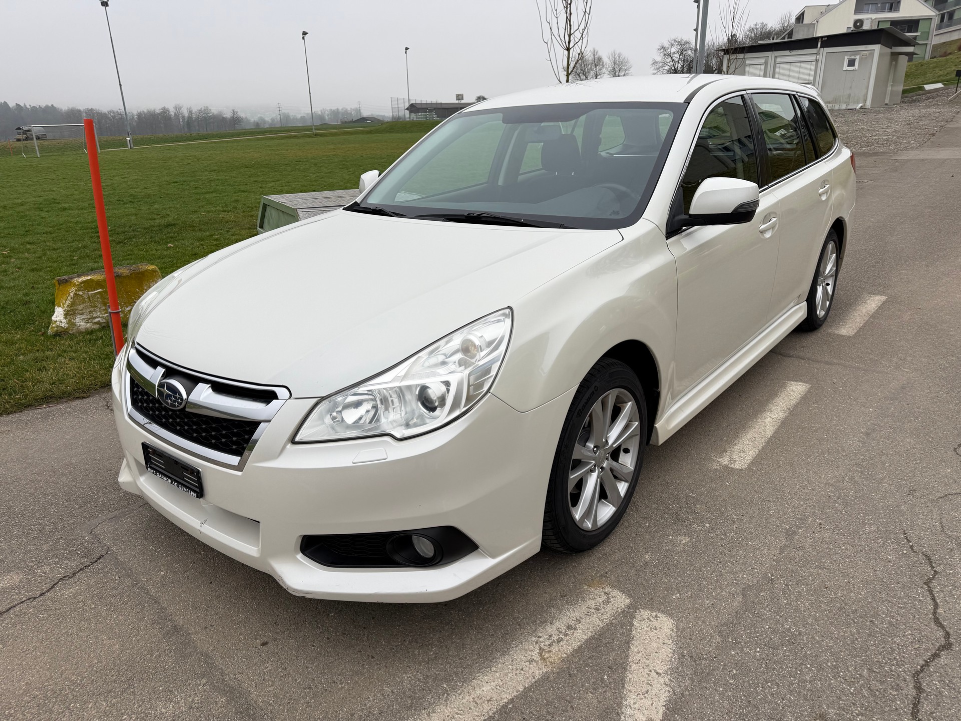 SUBARU Legacy 2.5i Swiss AWD Lineartronic-image-0