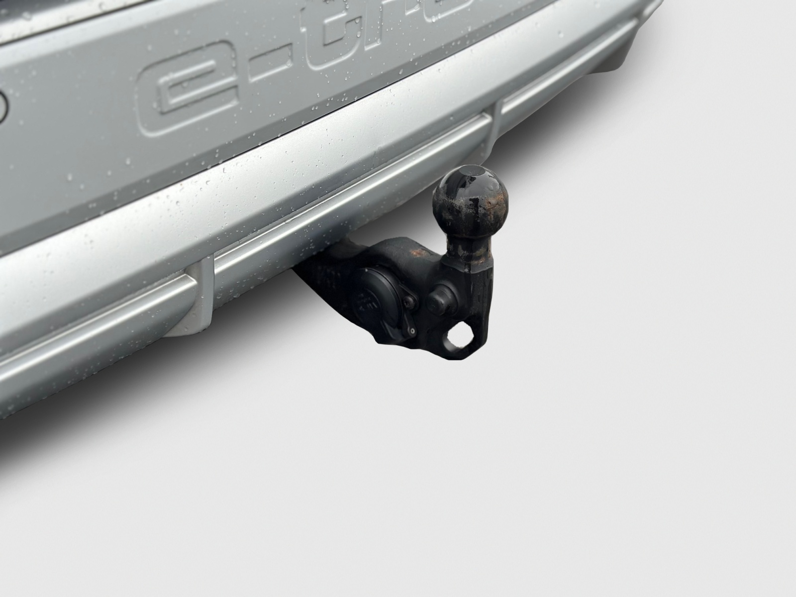 AUDI Q4 e-tron 50 quattro-image-14