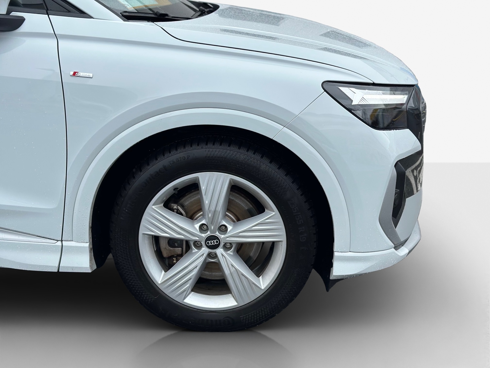 AUDI Q4 e-tron 50 quattro-image-15