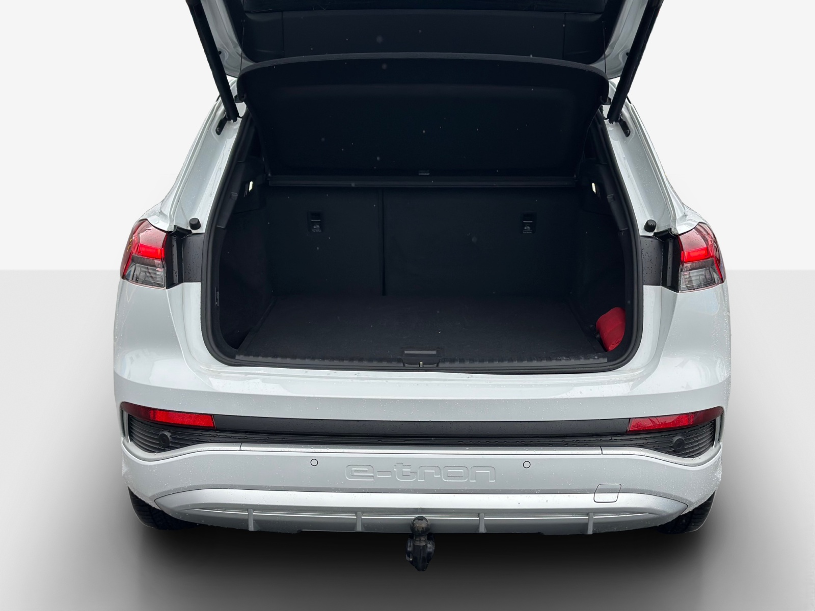 AUDI Q4 e-tron 50 quattro-image-13