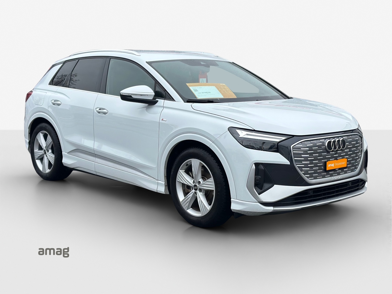 AUDI Q4 e-tron 50 quattro-image-6