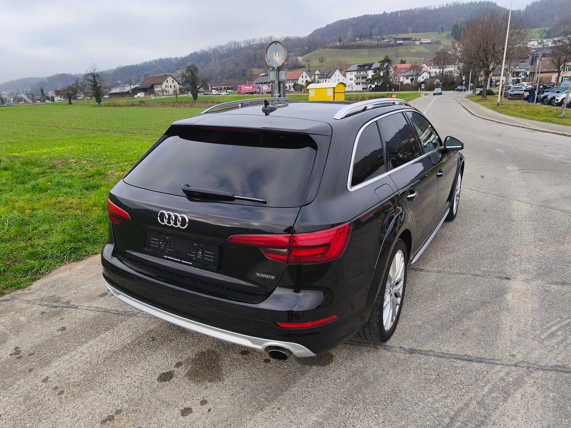 AUDI A4 allroad 2.0 TFSI quattro S-tronic-image-4