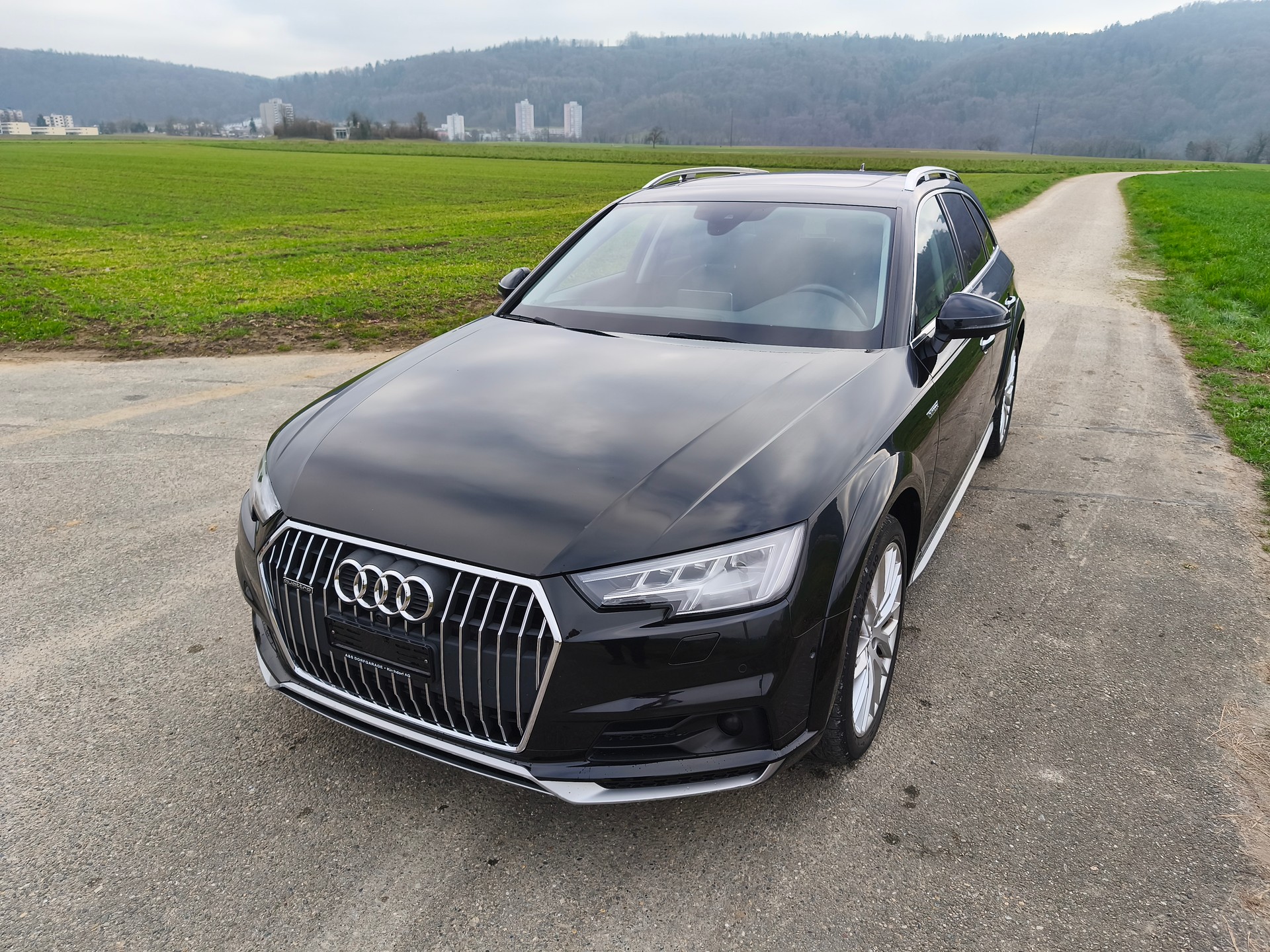AUDI A4 allroad 2.0 TFSI quattro S-tronic-image-0