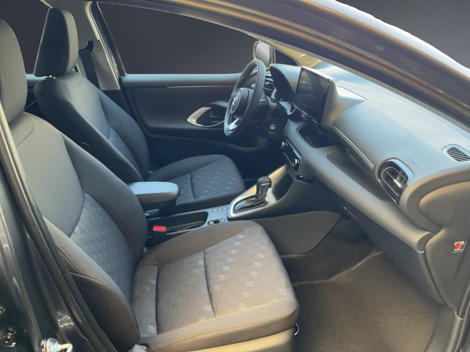 MAZDA 2 Hybrid Centre-line-image-7