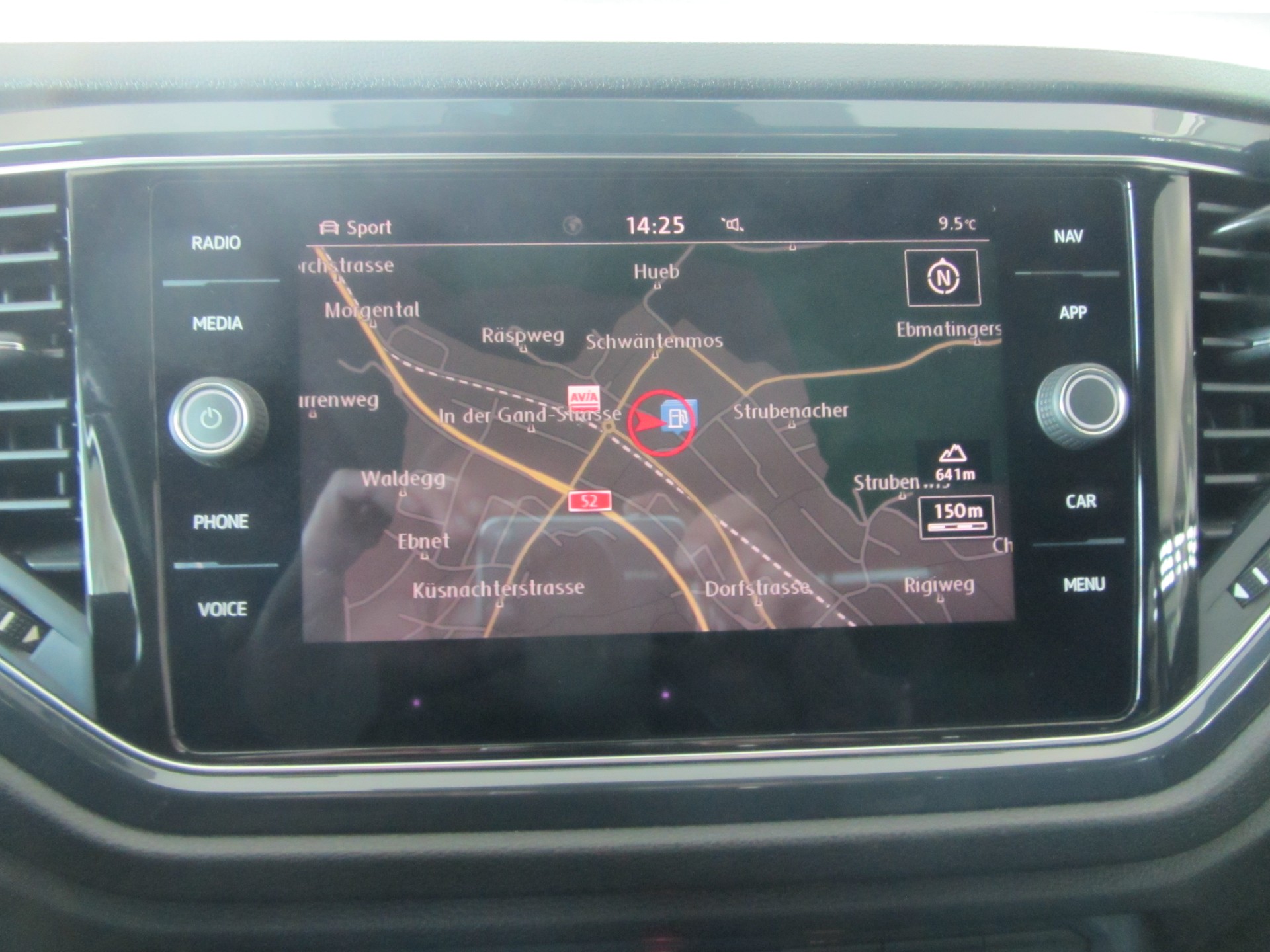VW T-Roc 2.0 TSI Sport DSG 4Motion-image-8