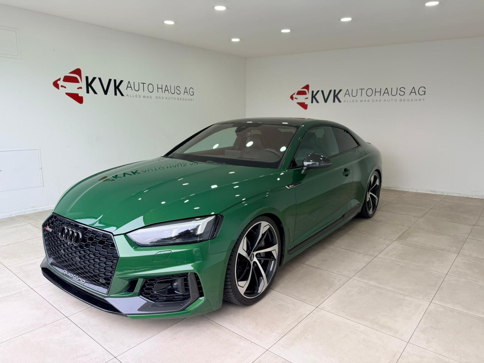 AUDI RS5 Coupé 2.9 TFSI quattro tiptronic*Carbon Dach*Carbon Interieur & Exterieur *Keramik Bremsanlage