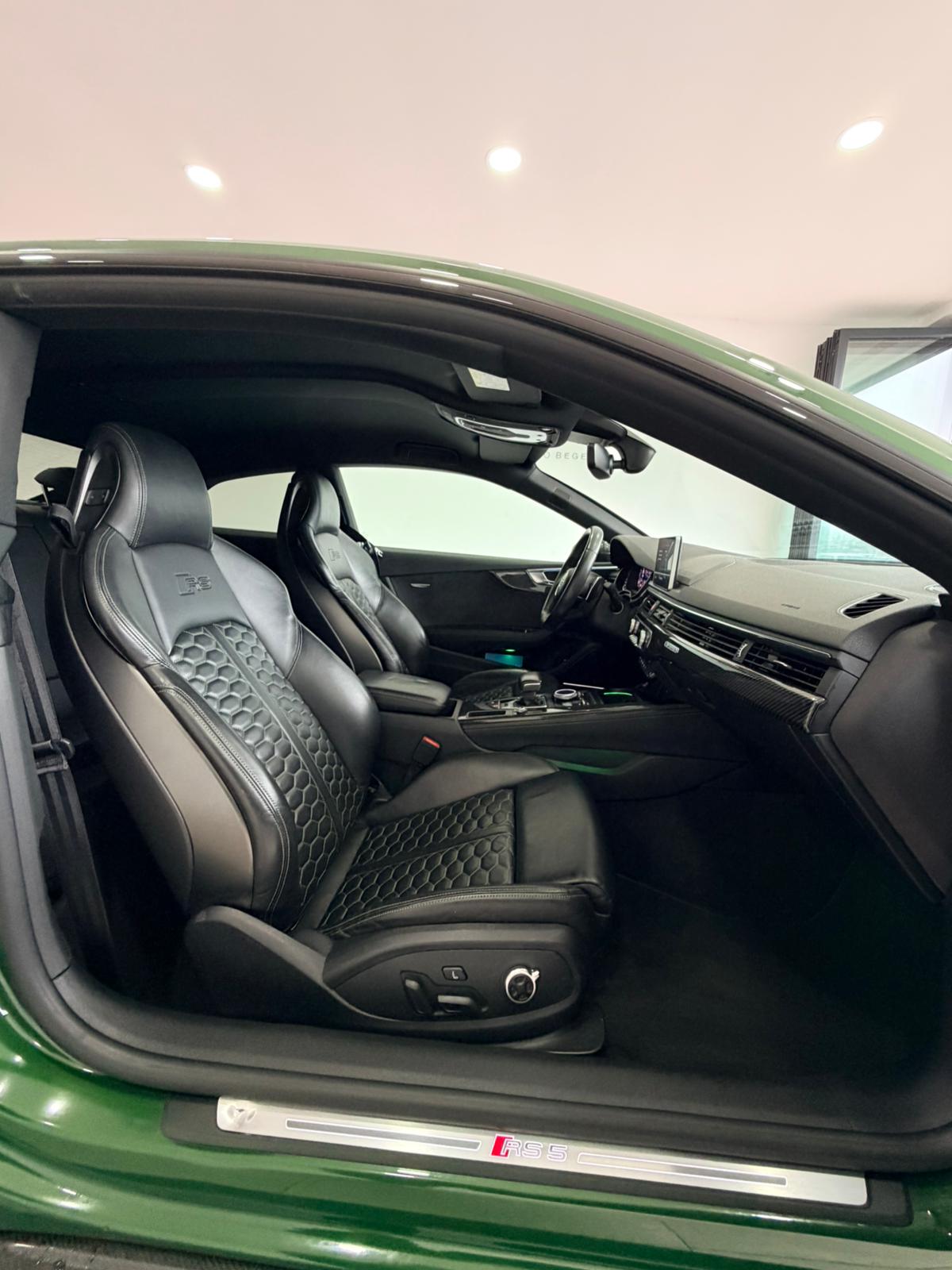 AUDI RS5 Coupé 2.9 TFSI quattro tiptronic*Carbon Dach*Carbon Interieur & Exterieur *Keramik Bremsanlage-image-18