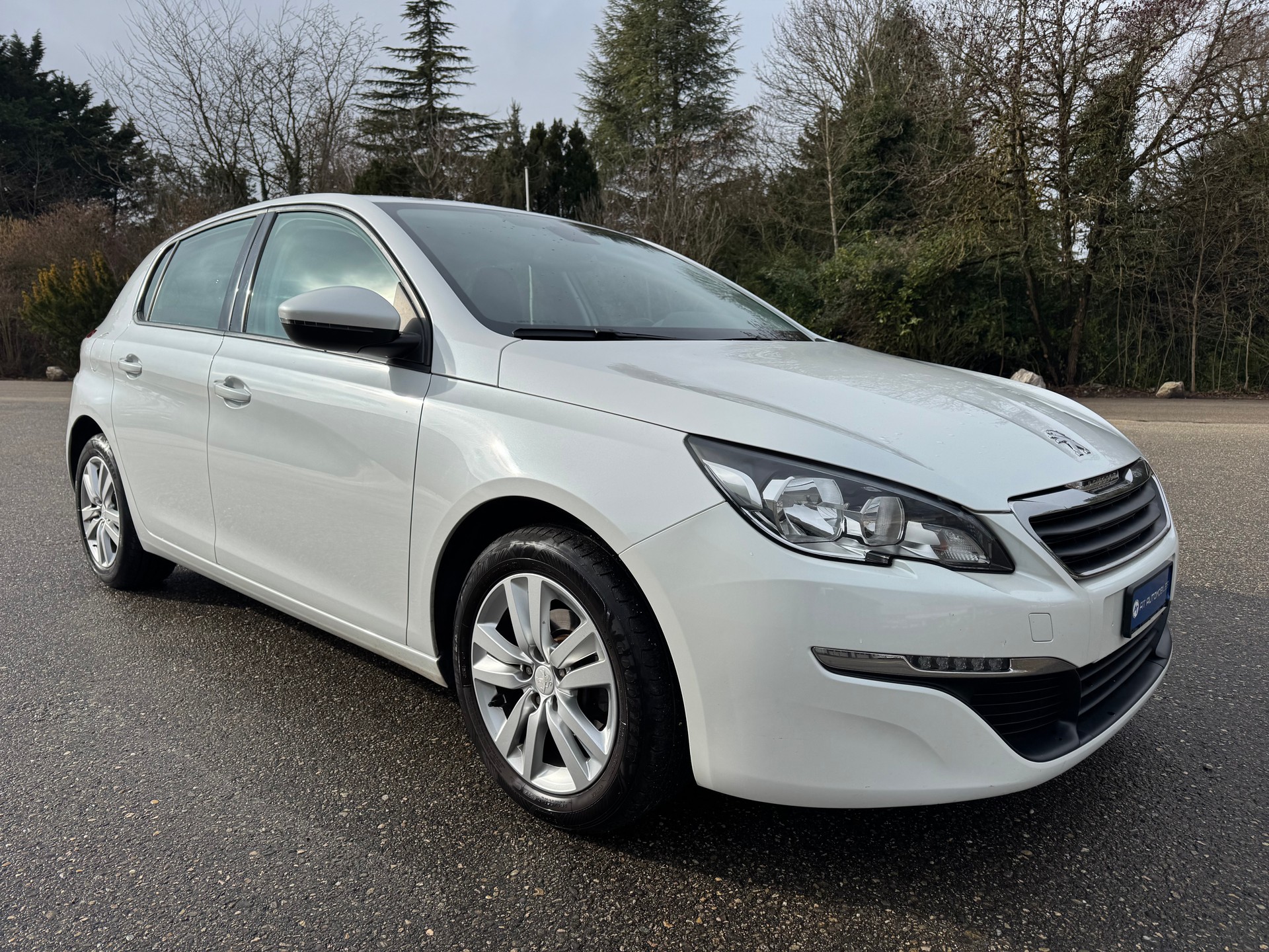 PEUGEOT 308 1.2 THP Active-image-2