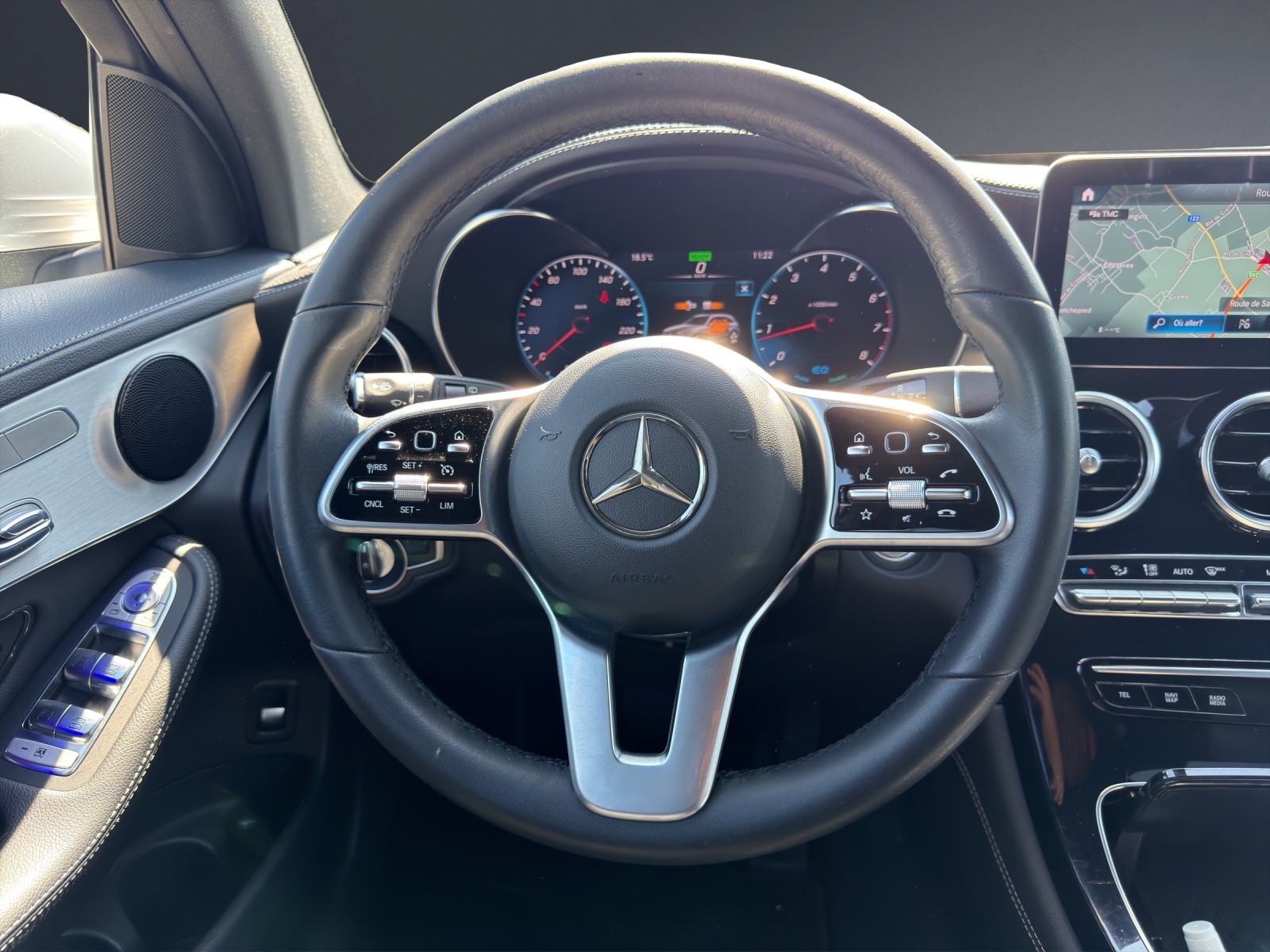 Image MERCEDES-BENZ GLC-300 GLC 300 AMG Line 4Matic 9G-Tronic