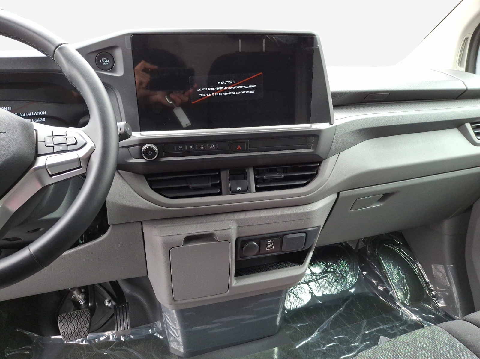 VW Transporter 2.0 TDI 4Motion Automat-image-10