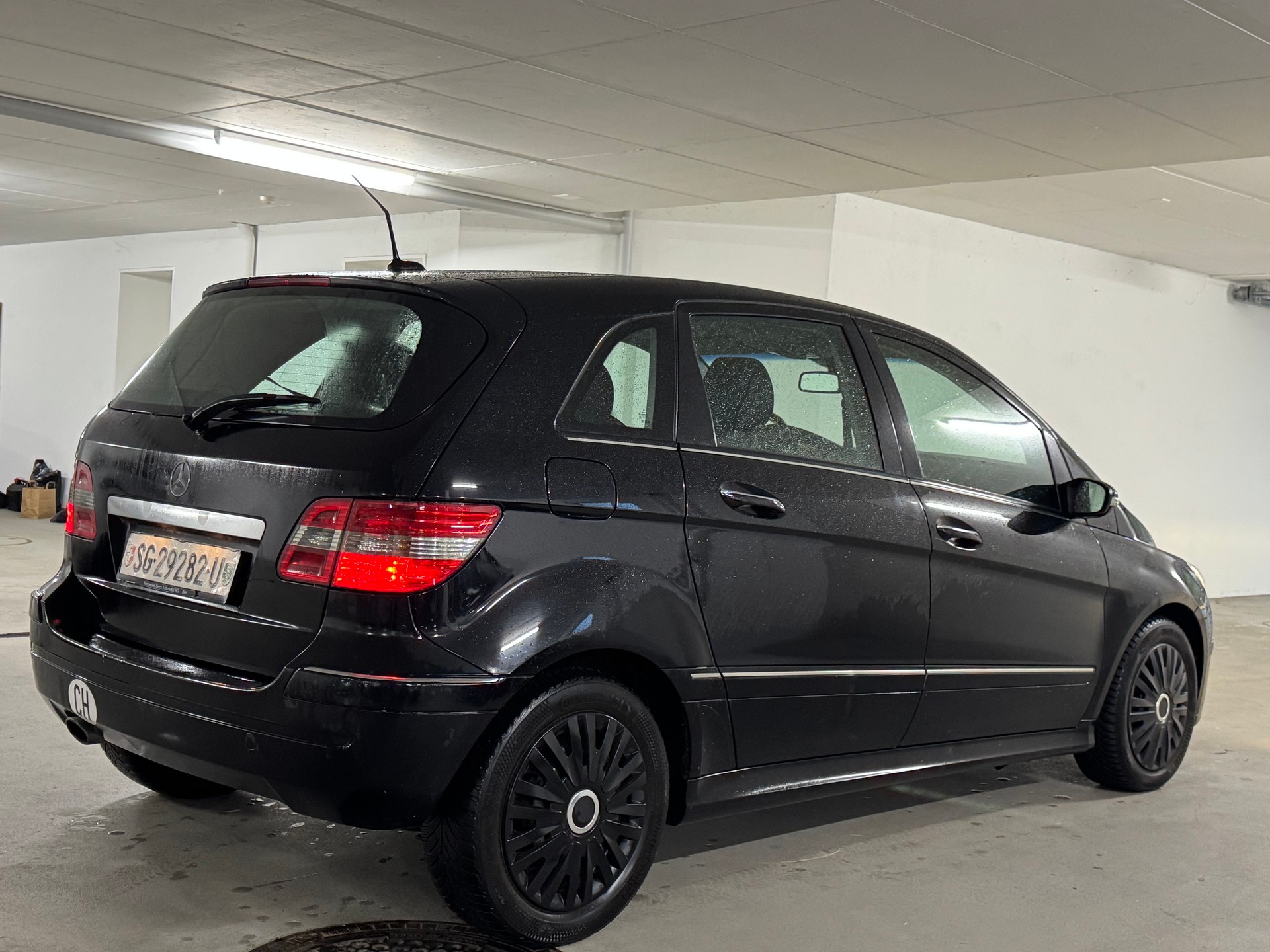 MERCEDES-BENZ B 150 Special Edition-image-7