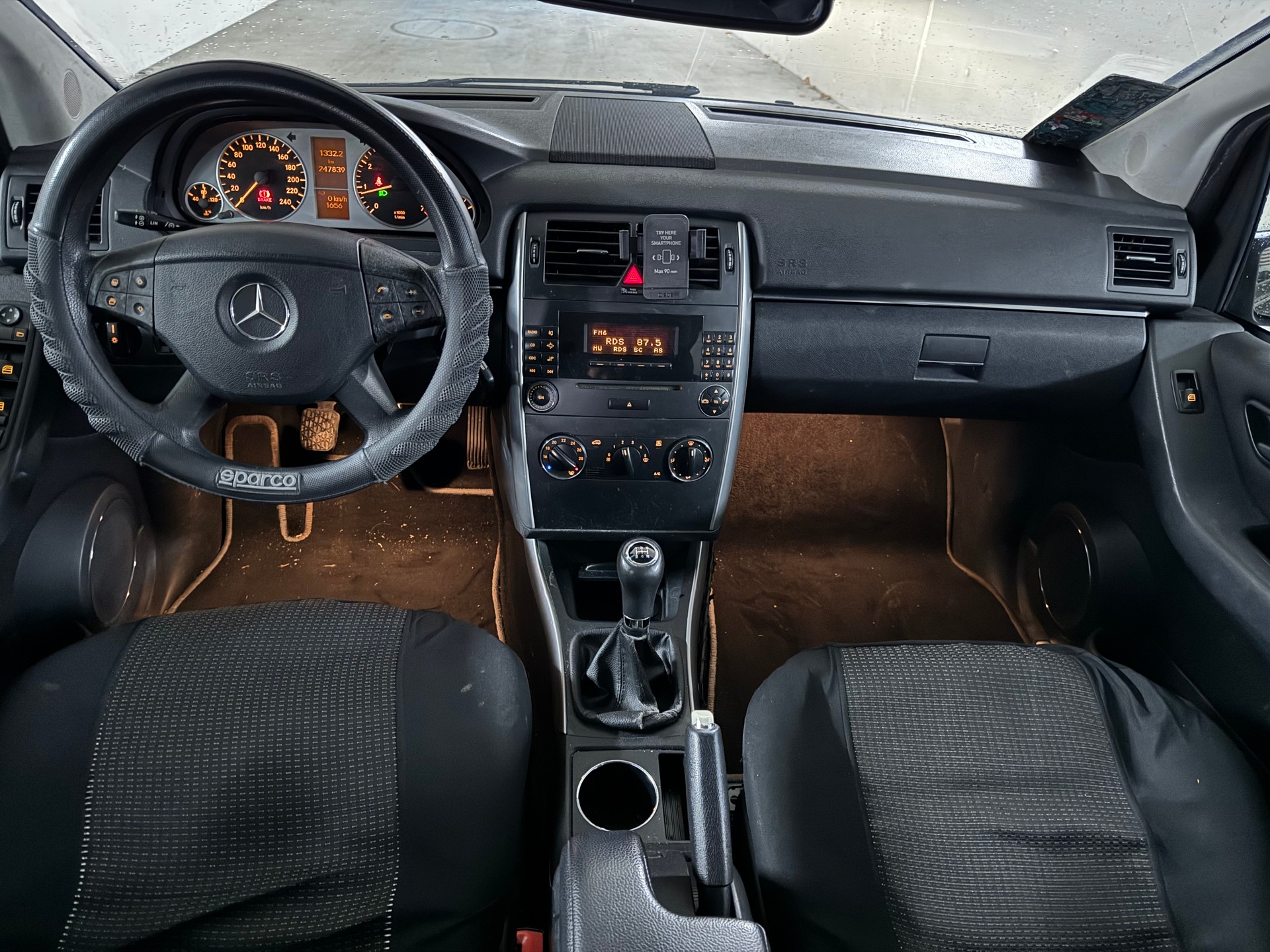 MERCEDES-BENZ B 150 Special Edition-image-12