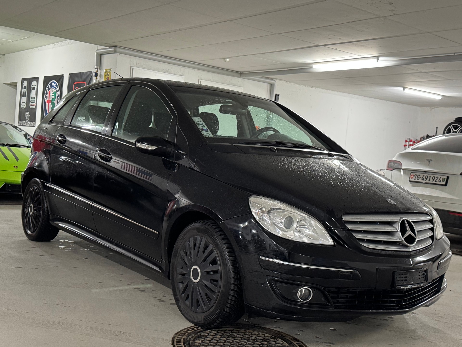 MERCEDES-BENZ B 150 Special Edition-image-2