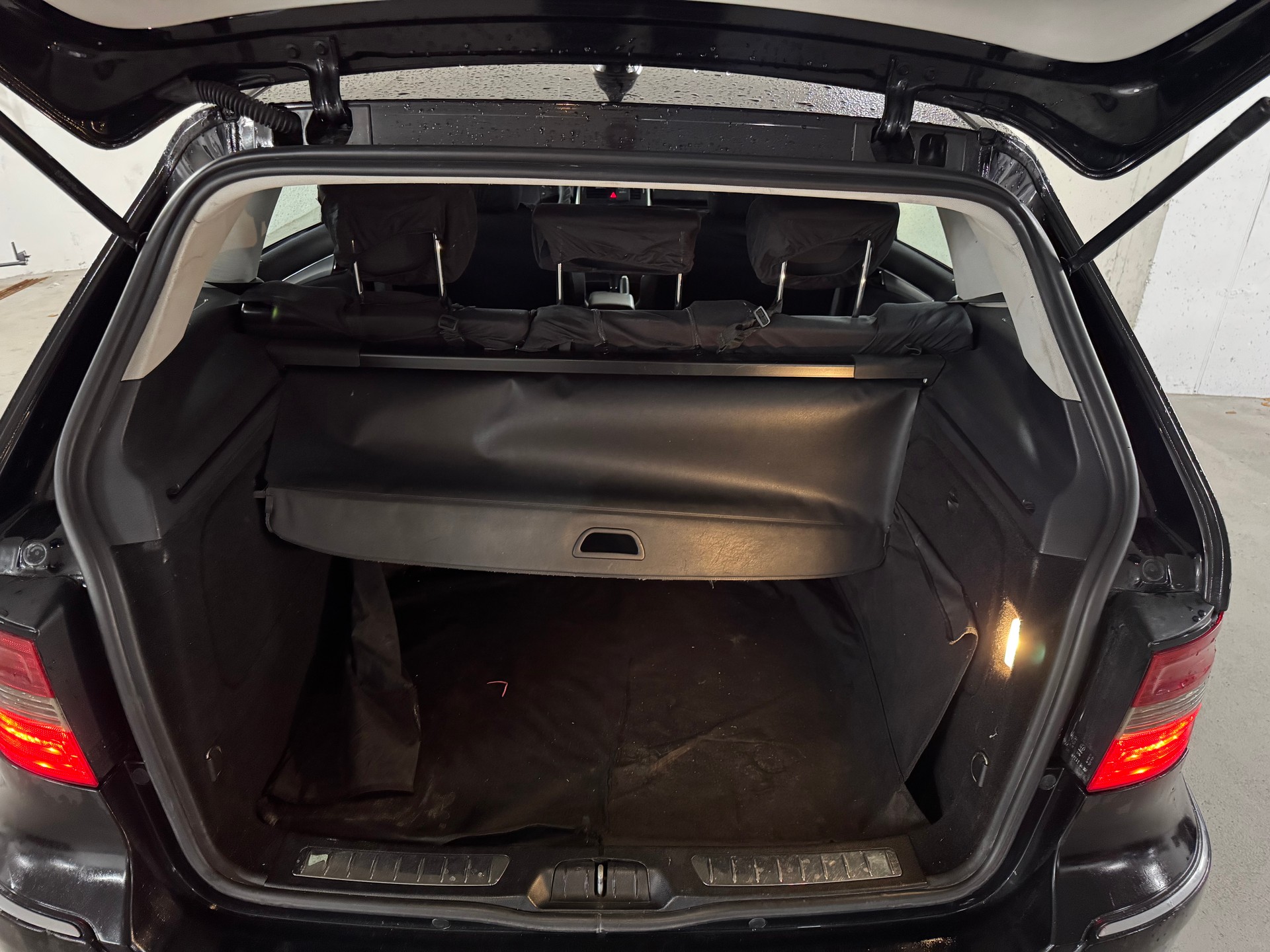 MERCEDES-BENZ B 150 Special Edition-image-10