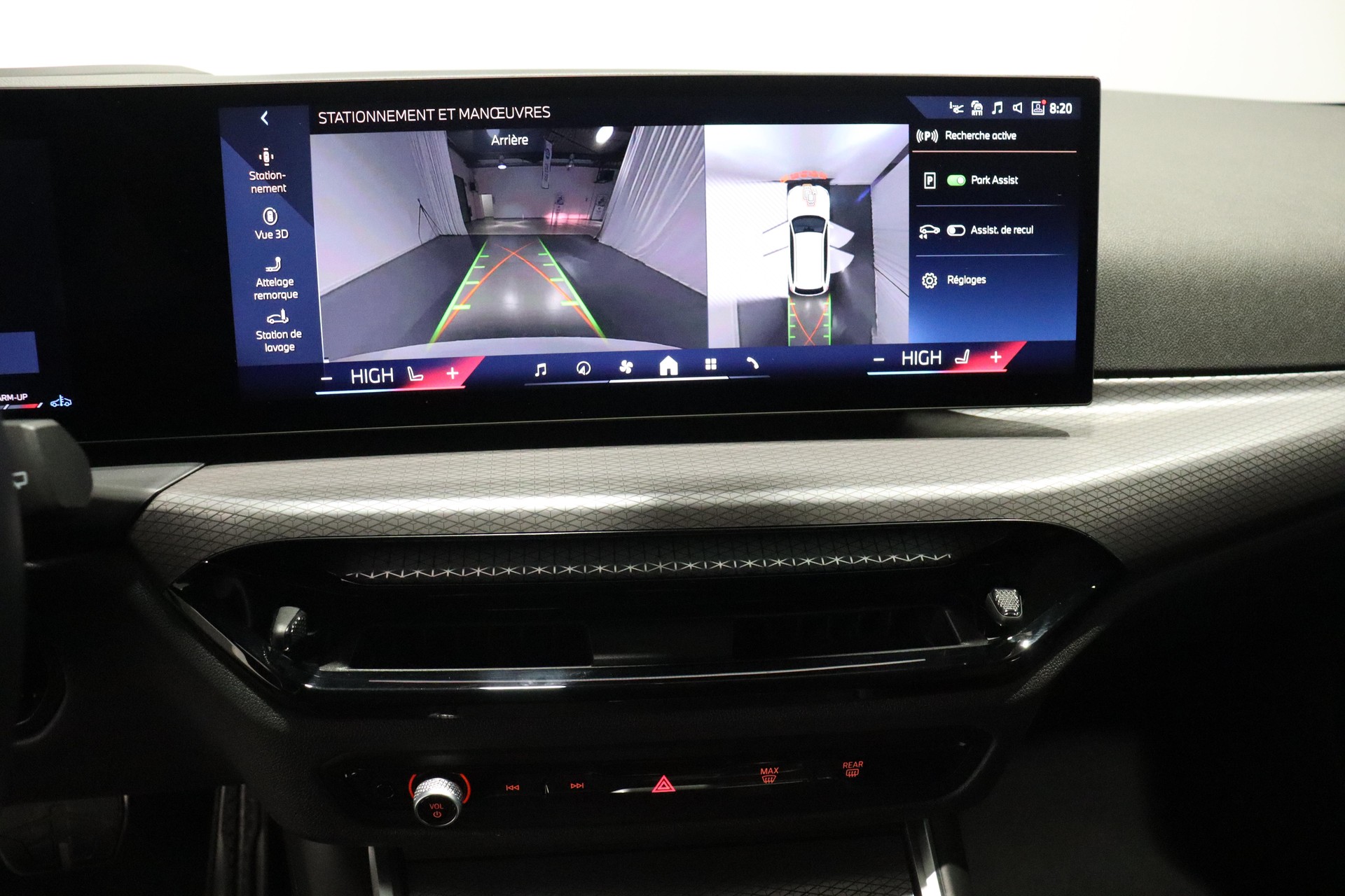 BMW 320d xDrive SAG Touring-image-16