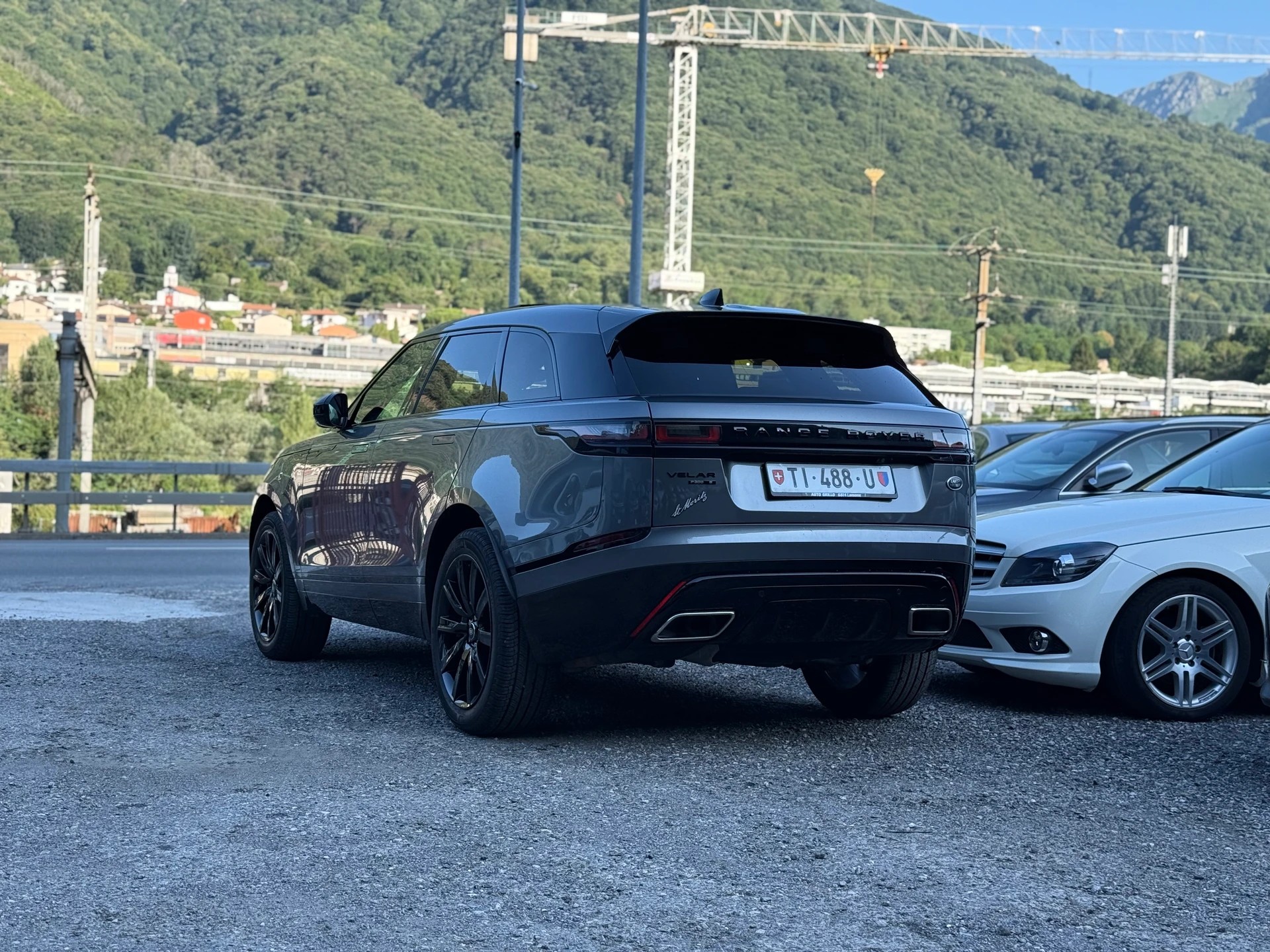 LAND ROVER Range Rover Velar R-Dynamic P 300 S Automatic-image-3