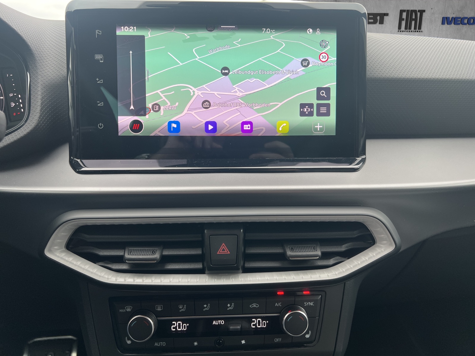 SEAT Arona 1.5 Eco TSI Move FR DSG Black Pack Edition-image-11