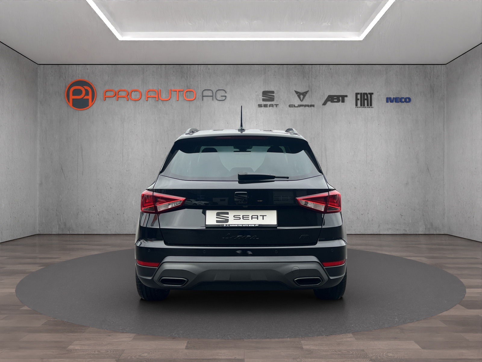 SEAT Arona 1.5 Eco TSI Move FR DSG Black Pack Edition-image-3