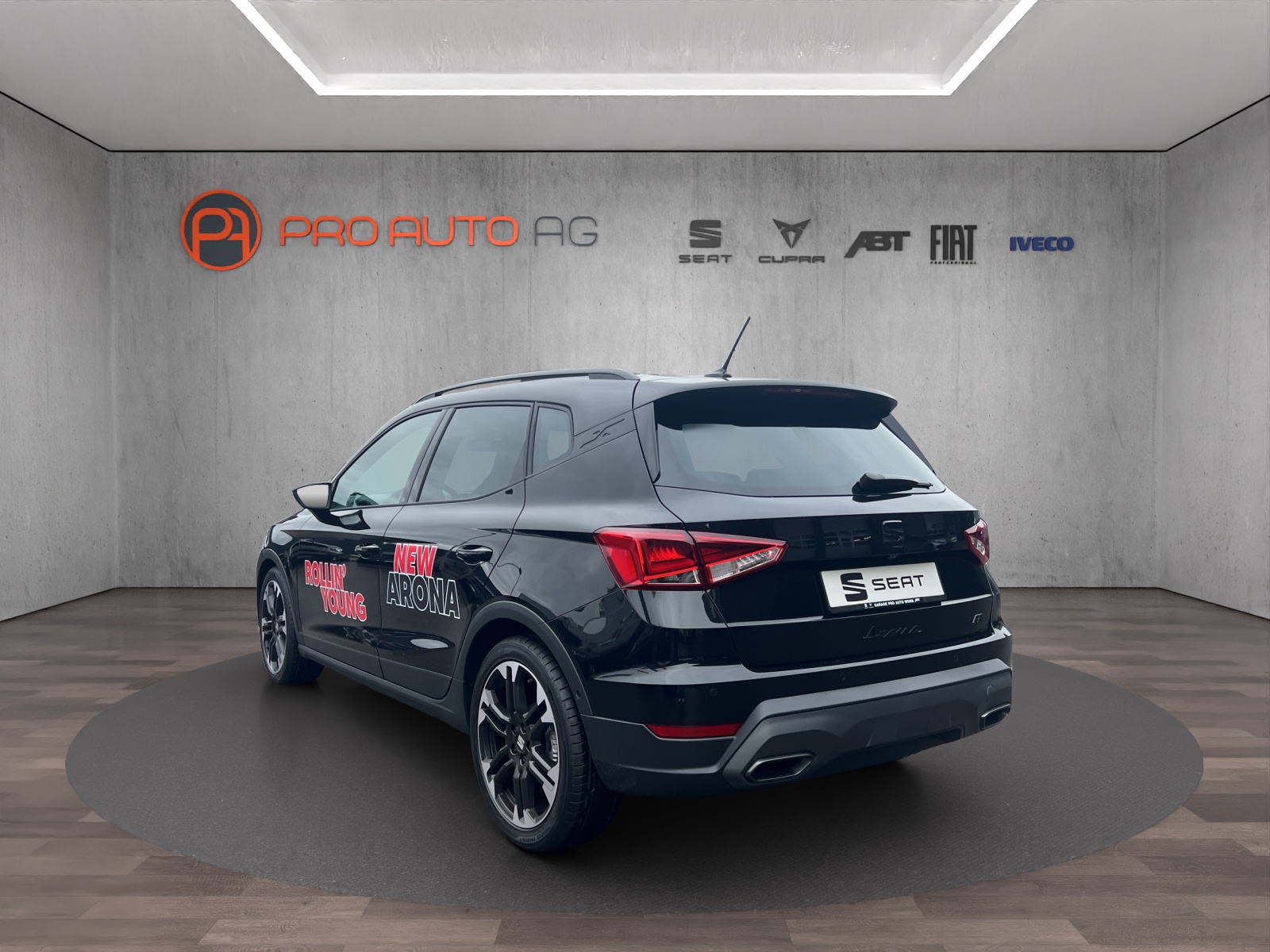 SEAT Arona 1.5 Eco TSI Move FR DSG Black Pack Edition-image-2