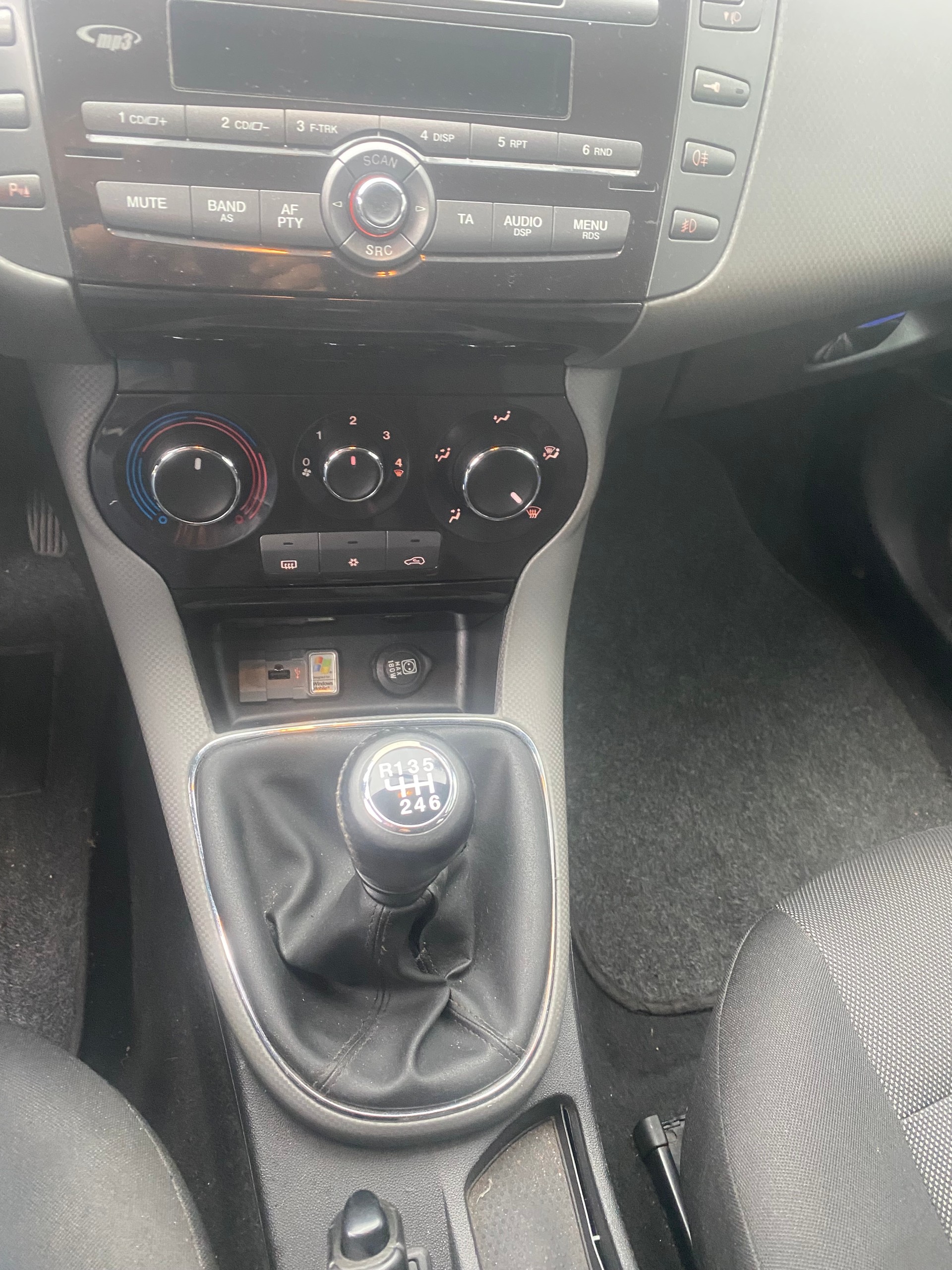 FIAT Bravo 1.6 JTD Dynamic-image-5