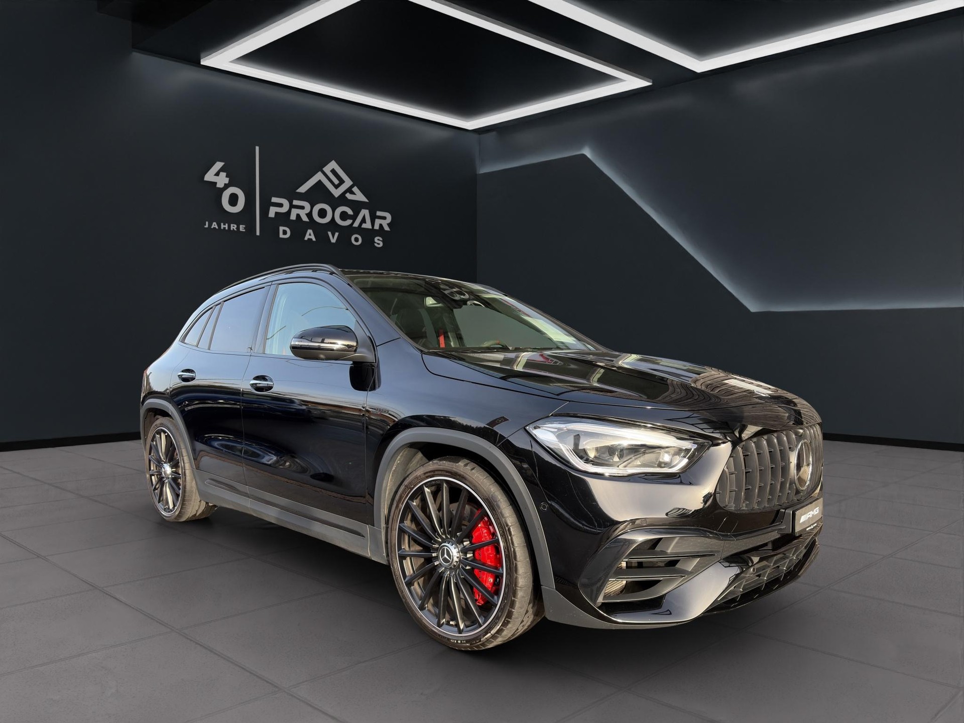 MERCEDES-BENZ GLA 45 S AMG 4matic+