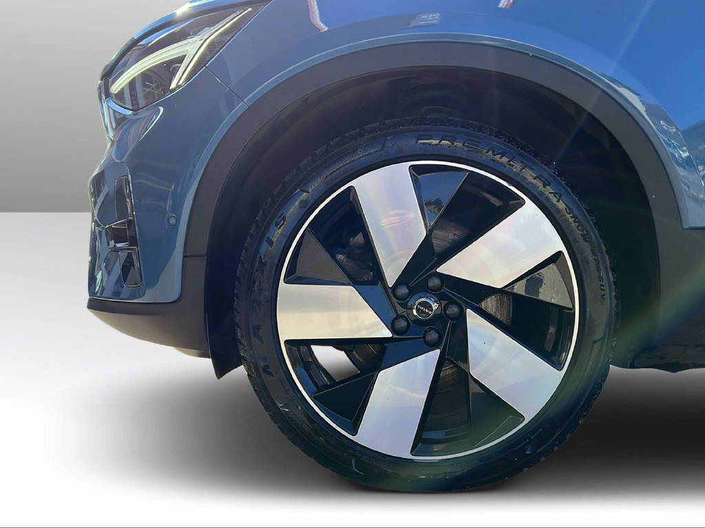 VOLVO C40 Recharge Twin-image-10