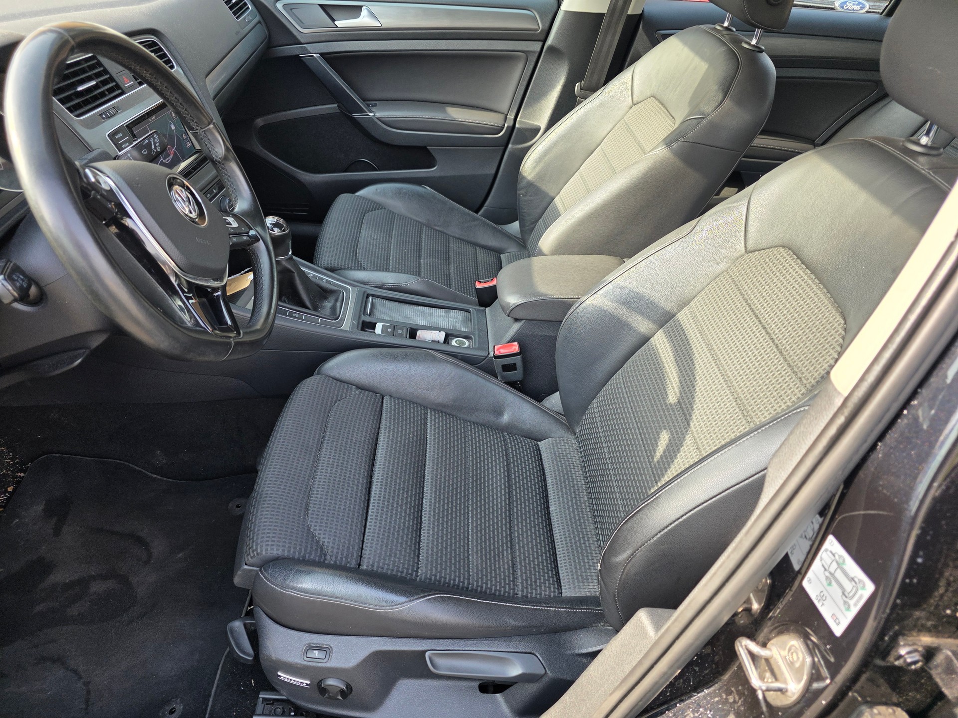 VW Golf 7 1.4 TSI Trendline, export auto braucht öl-image-7
