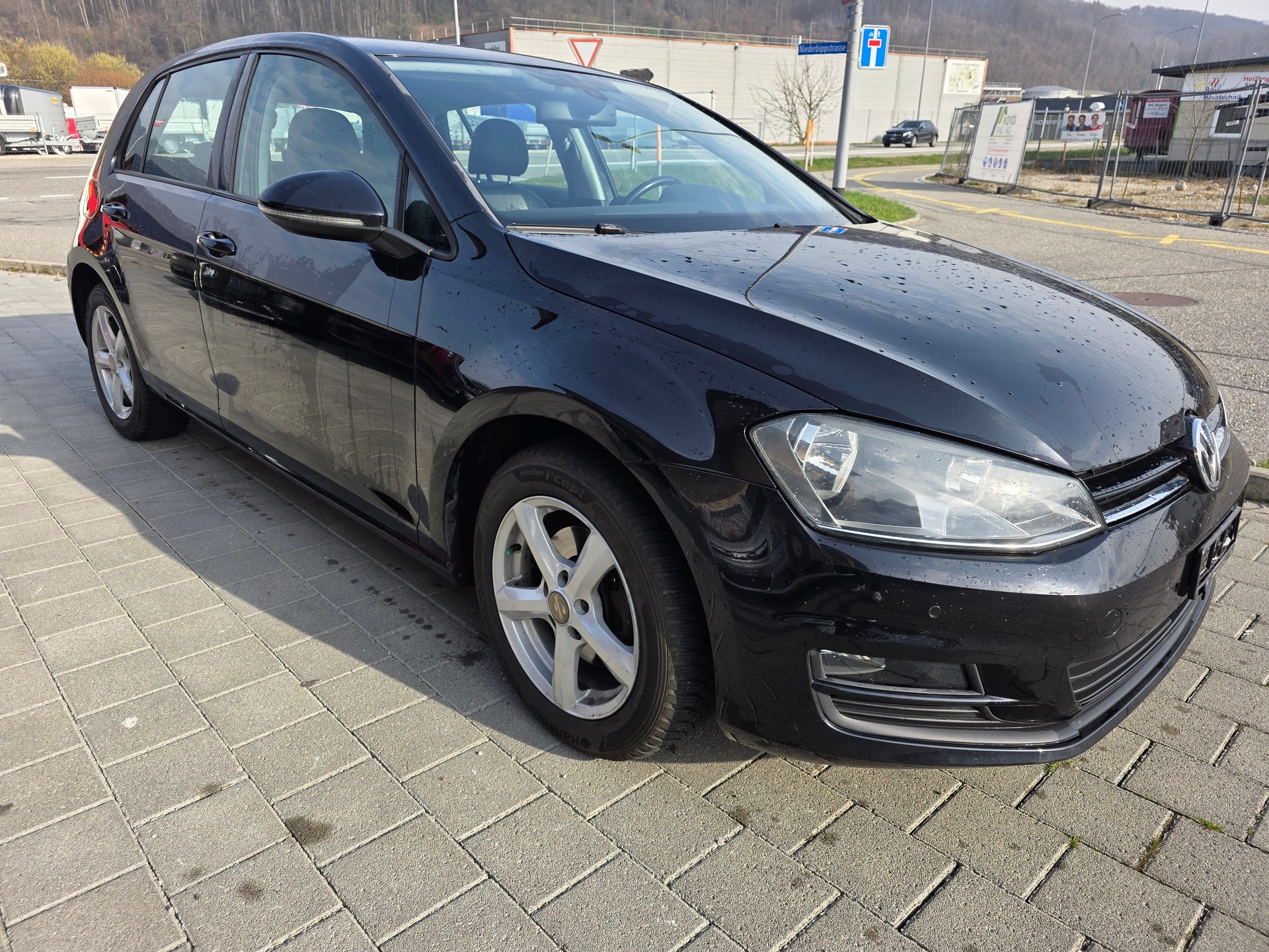 VW Golf 7 1.4 TSI Trendline, export auto braucht öl-image-1