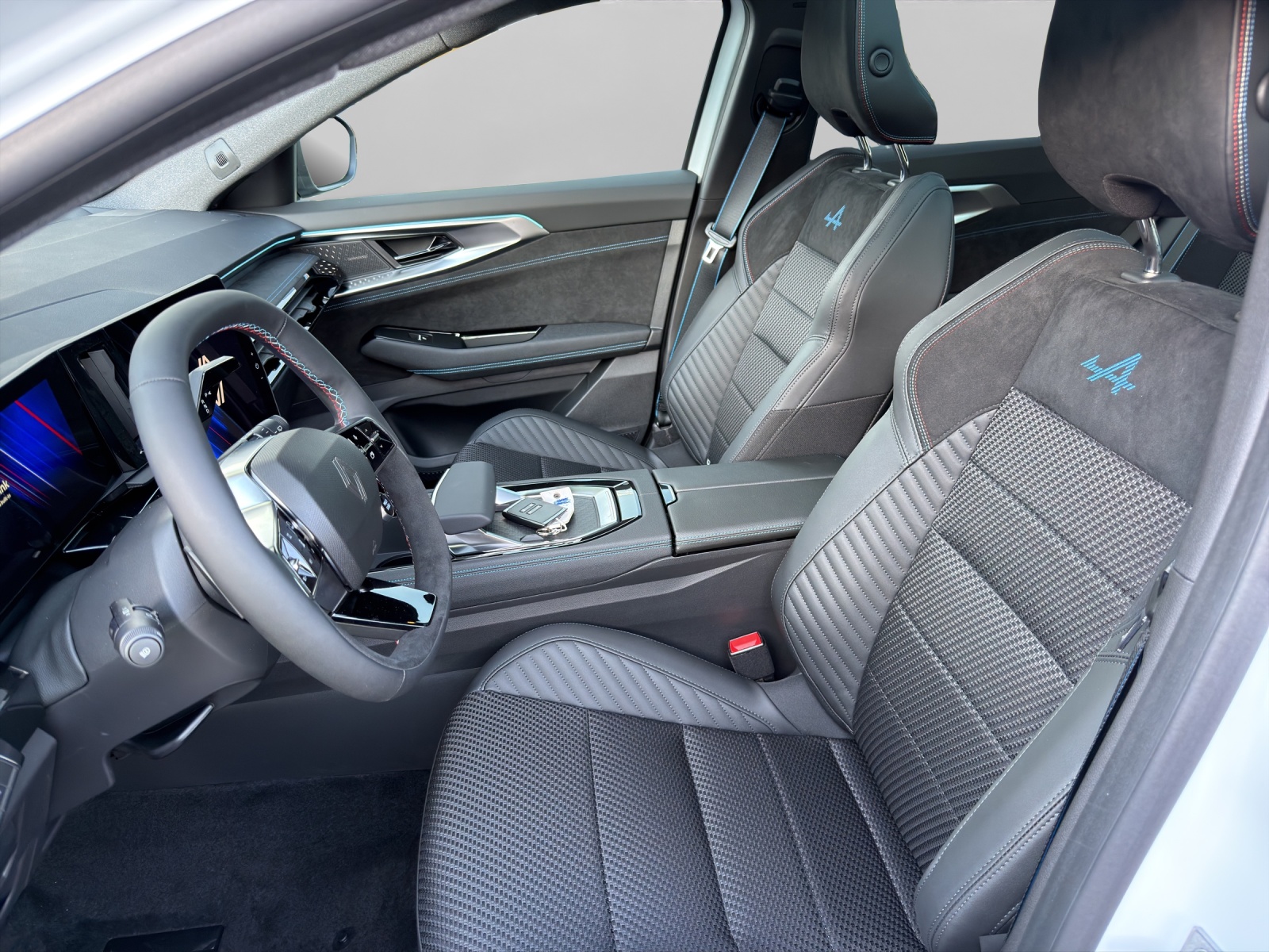 RENAULT Austral 1.2 E-Tech esprit Alpine-image-6