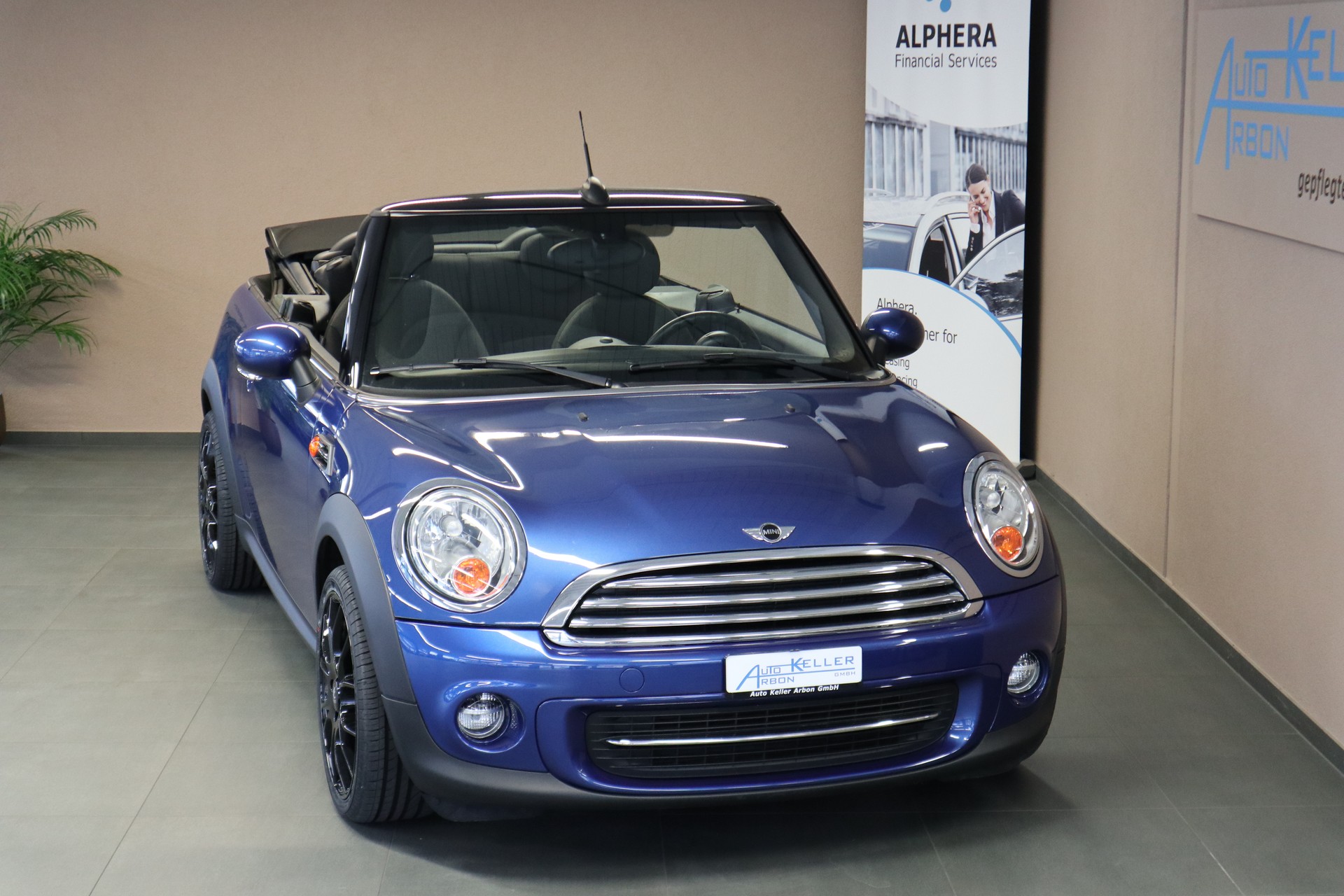 MINI Cabrio R57 1.6i Cooper-image-3