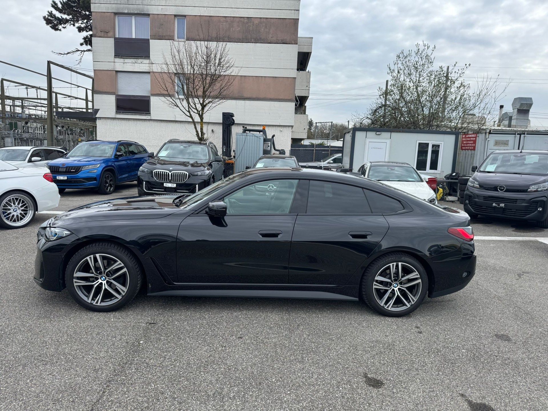 BMW 420i Gran Coupé Steptronic vehicule Suisse 🇨🇭-image-2