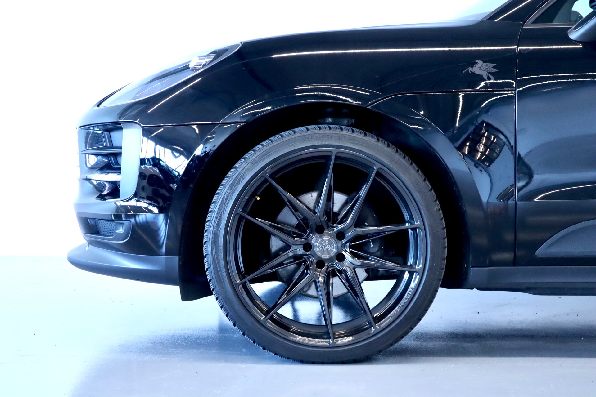 PORSCHE Macan PDK-image-2