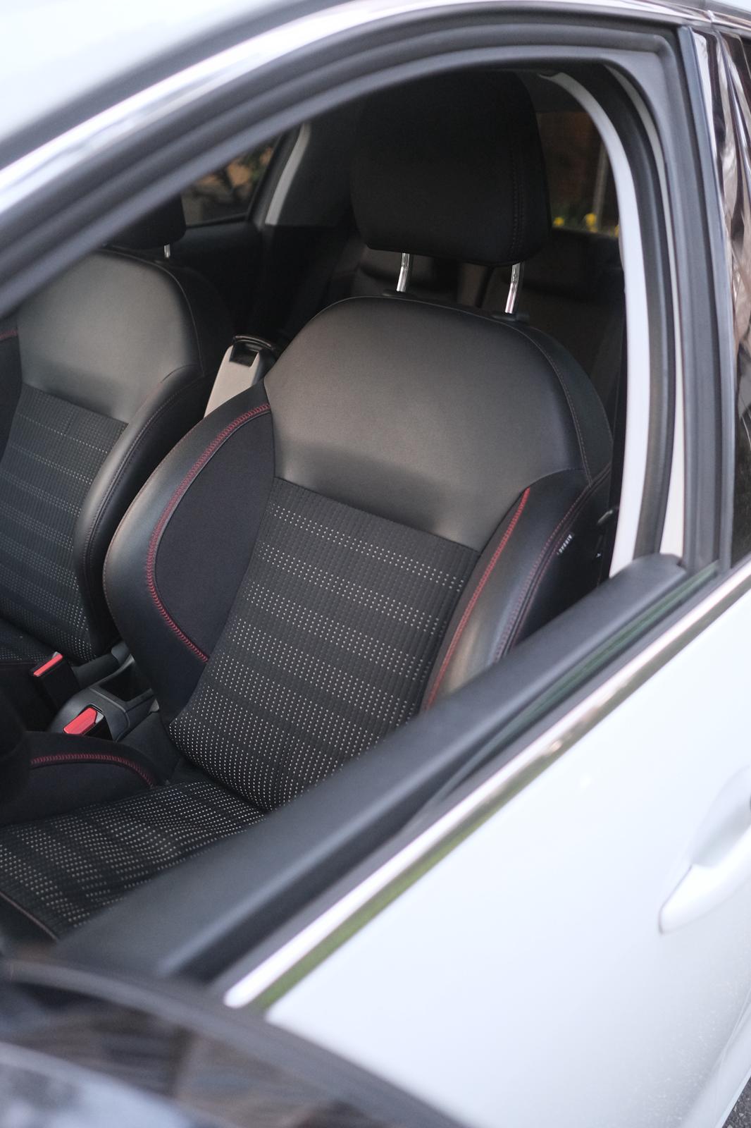 PEUGEOT 208 1.2 PureTech GT Line EAT6-image-5