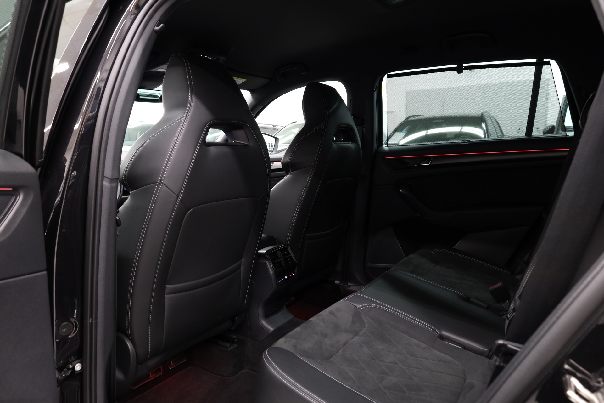 SKODA Kodiaq 2.0 TSI Sportline DSG-image-25