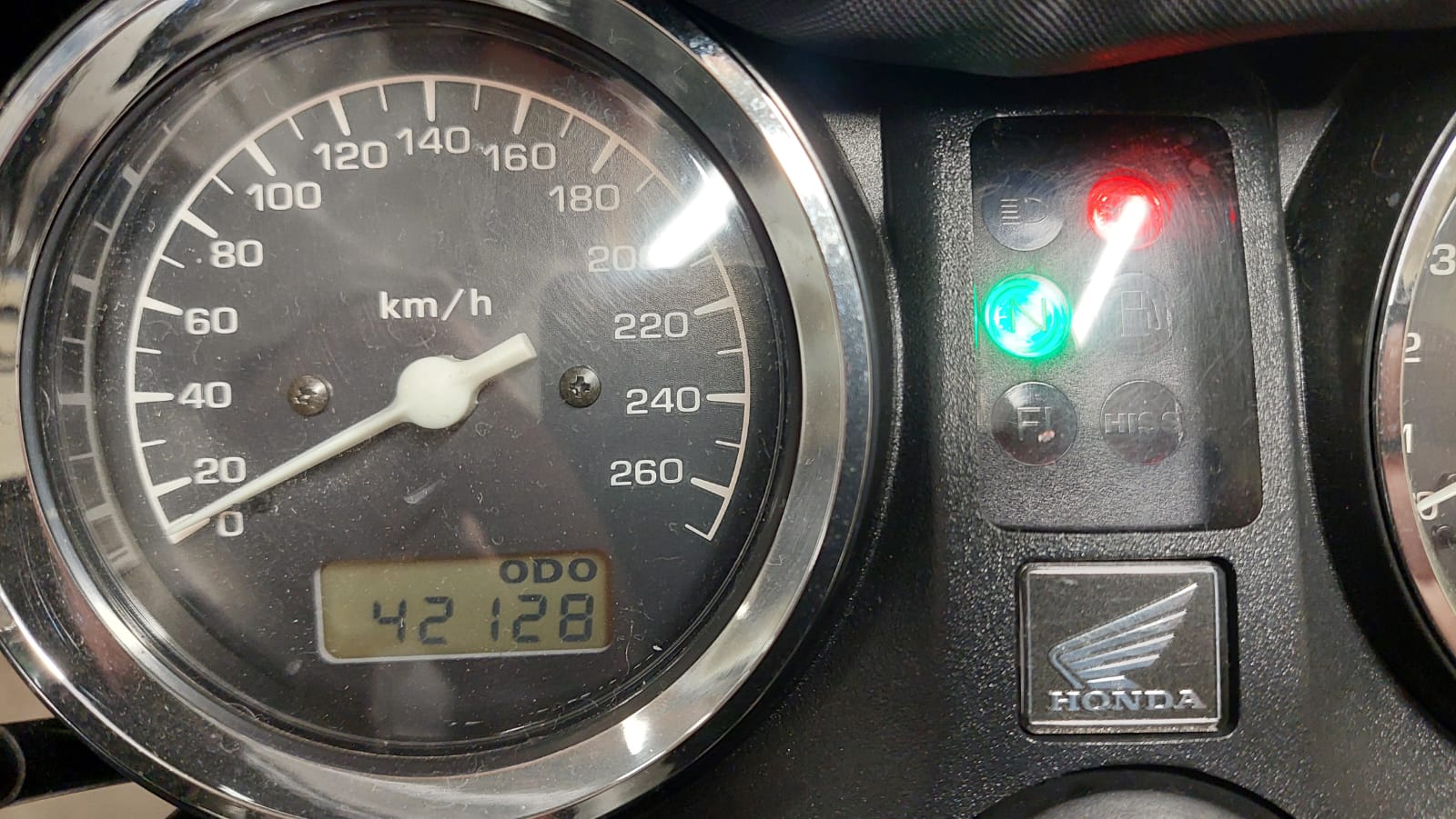 HONDA CB 900 F Hornet-image-6