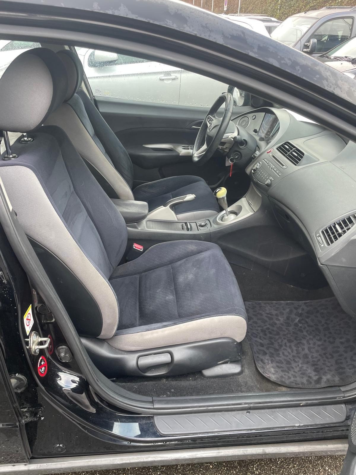 HONDA CIVIC-image-1