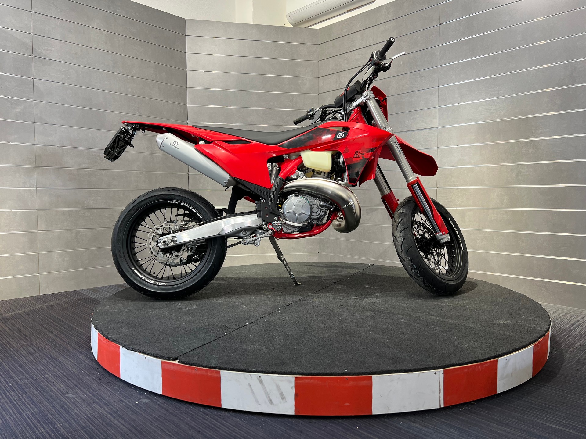 GASGAS EC 300-image-6