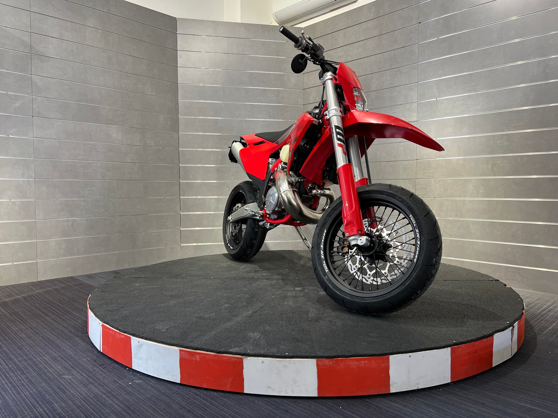 GASGAS EC 300-image-7
