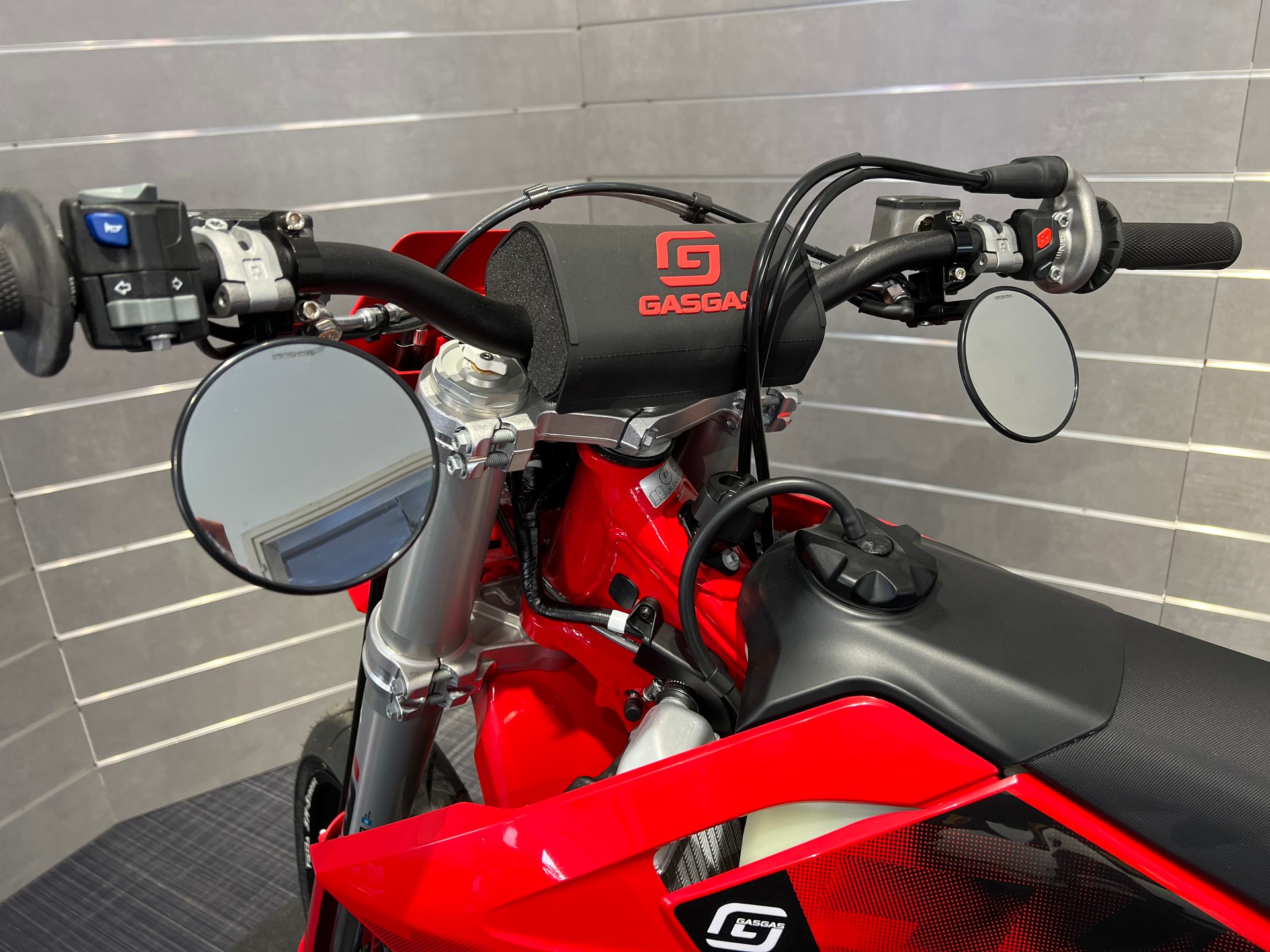 GASGAS EC 300-image-13