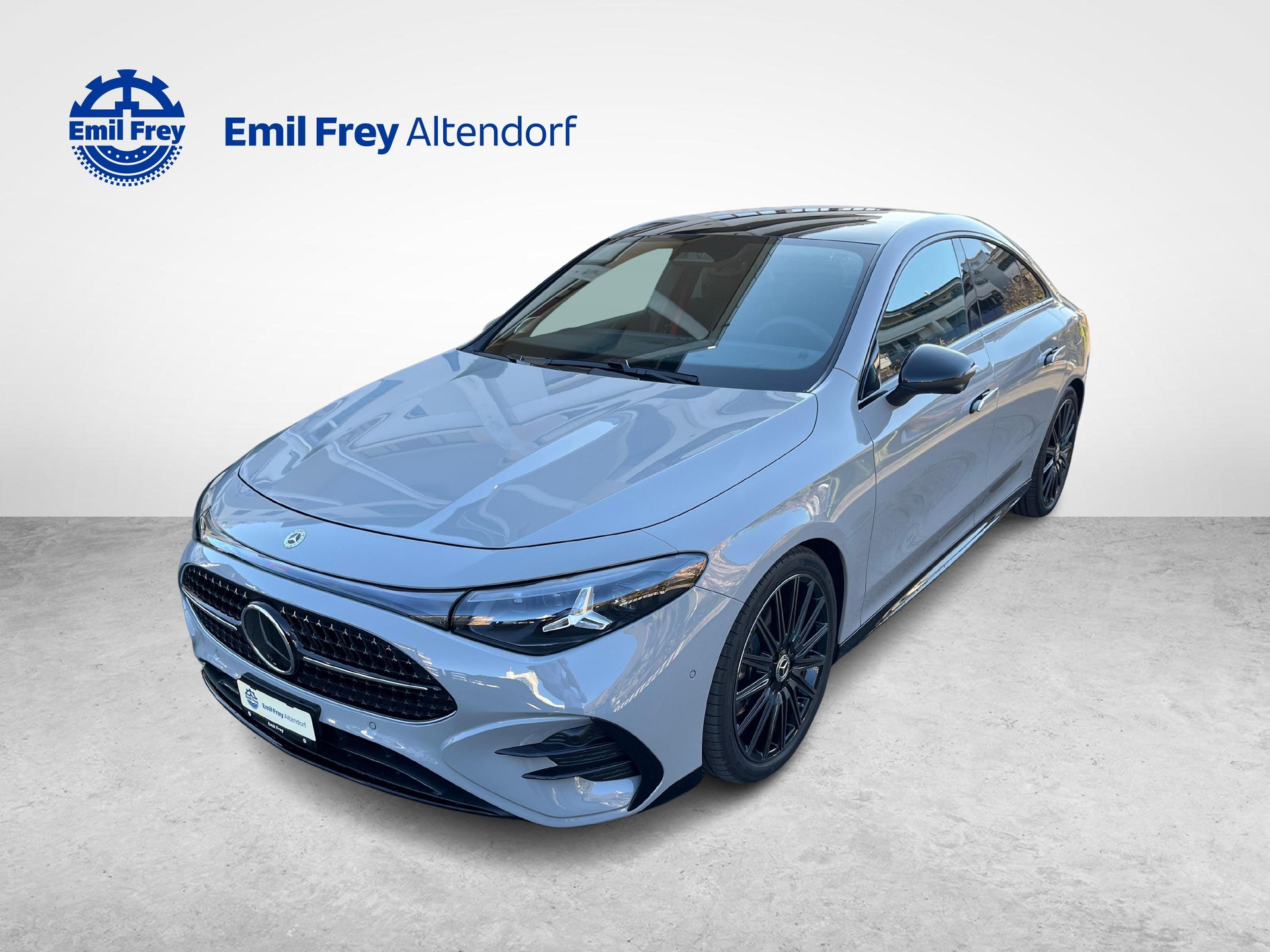 MERCEDES-BENZ CLA 220 4MATIC AMG Line-image-0