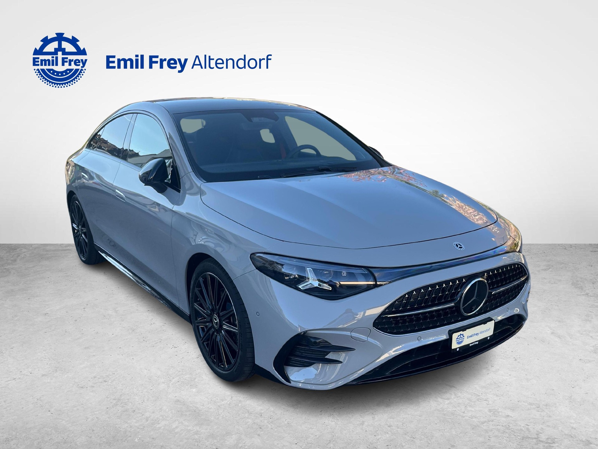 MERCEDES-BENZ CLA 220 4MATIC AMG Line-image-6